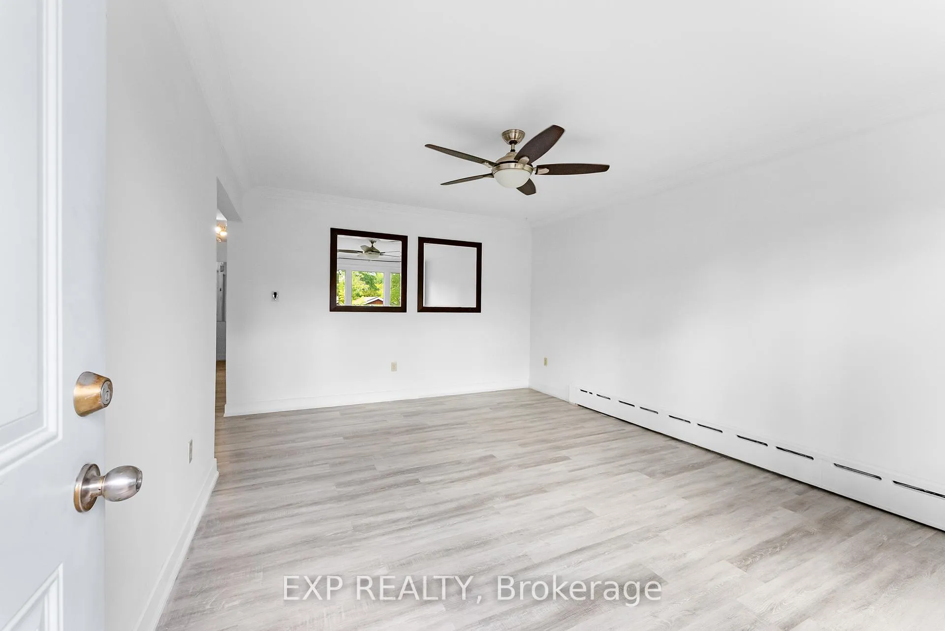 Photo 8 of 19 Moote Street, St. Catharines, Fairview — HOMEH