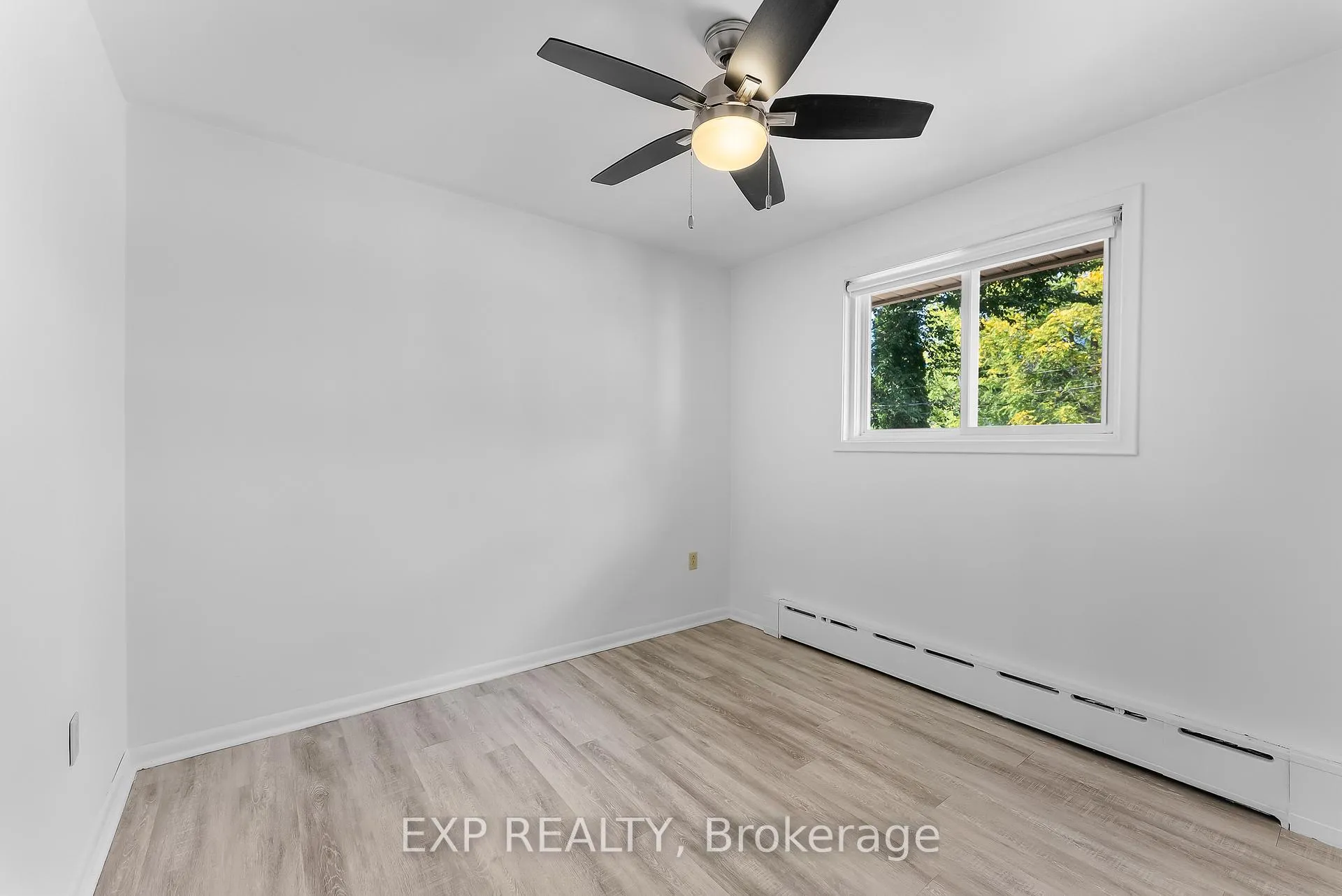Photo 16 of 19 Moote Street, St. Catharines, Fairview — HOMEH