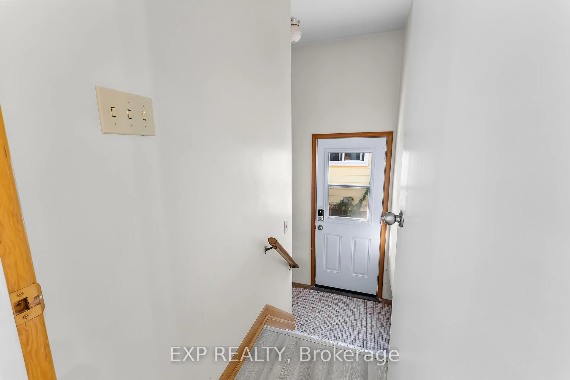 Photo 17 of 19 Moote Street, St. Catharines, Fairview — HOMEH