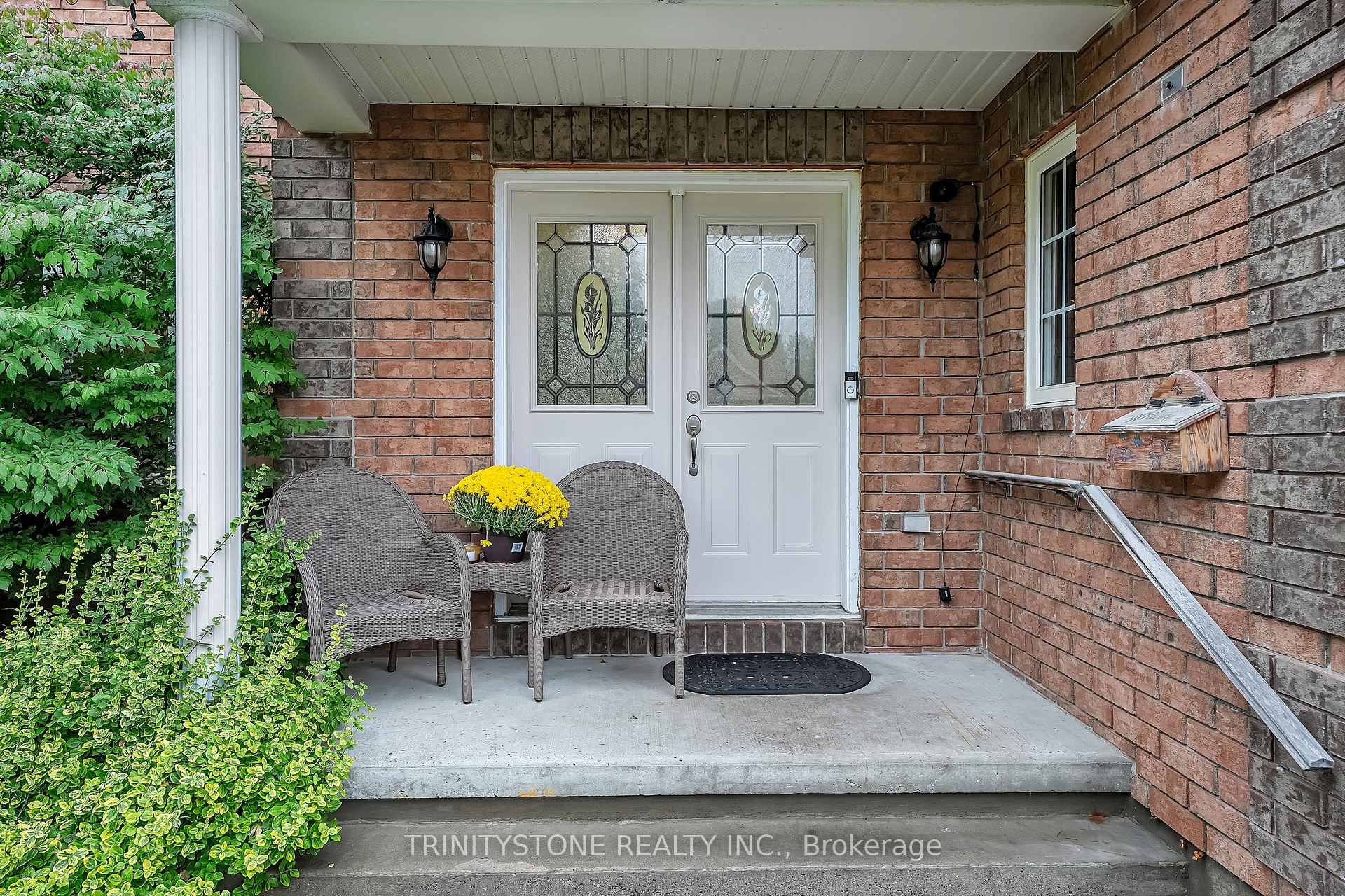 Photo 3 of 6 Cinnabar Way, Ottawa, Stittsville (Central) — HOMEH