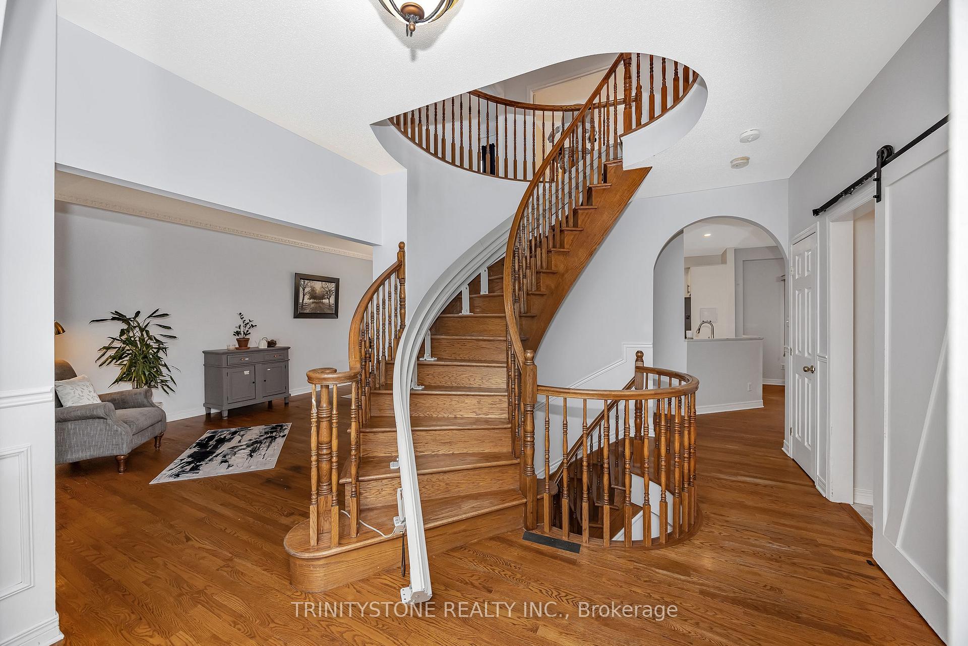 Photo 5 of 6 Cinnabar Way, Ottawa, Stittsville (Central) — HOMEH