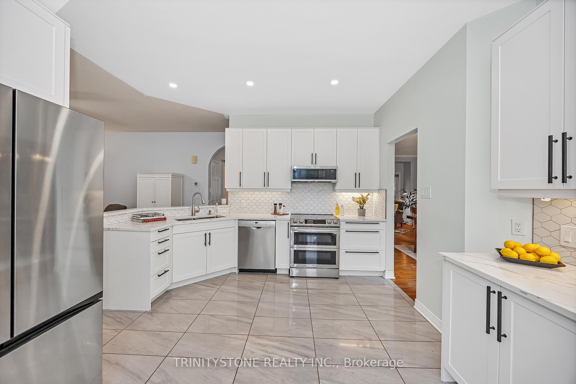 Photo 13 of 6 Cinnabar Way, Ottawa, Stittsville (Central) — HOMEH