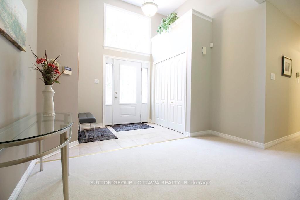 Photo 3 of 18 Sirocco Crescent, Ottawa, Stittsville (North) — HOMEH