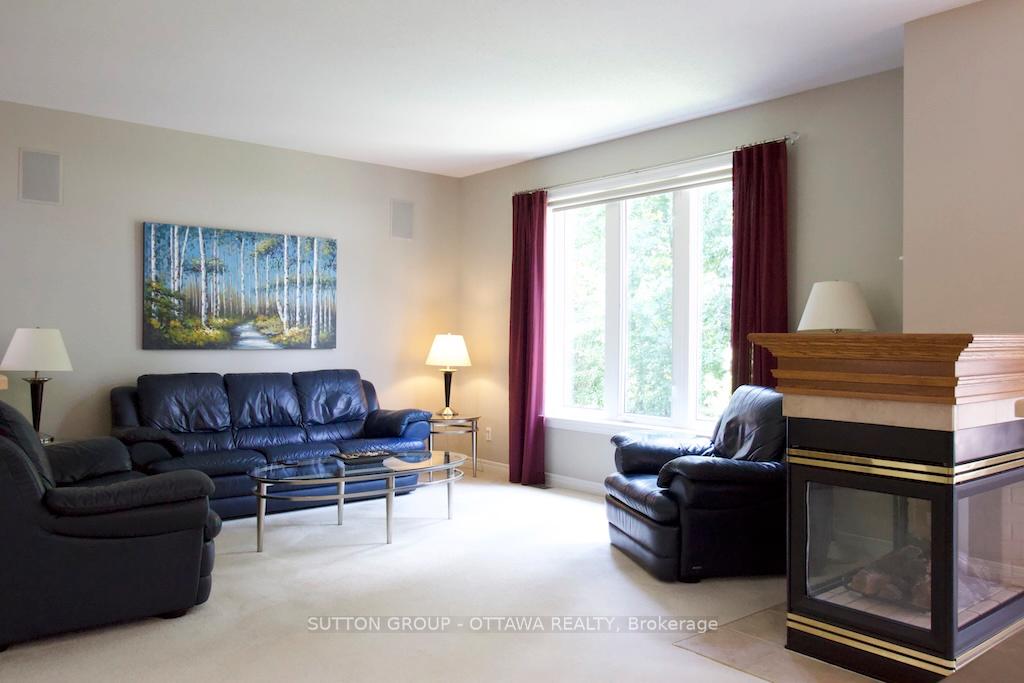 Photo 11 of 18 Sirocco Crescent, Ottawa, Stittsville (North) — HOMEH