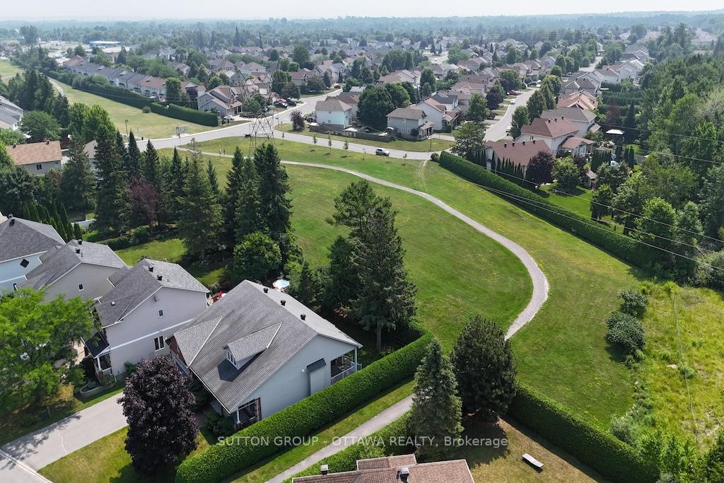 Photo 42 of 18 Sirocco Crescent, Ottawa, Stittsville (North) — HOMEH