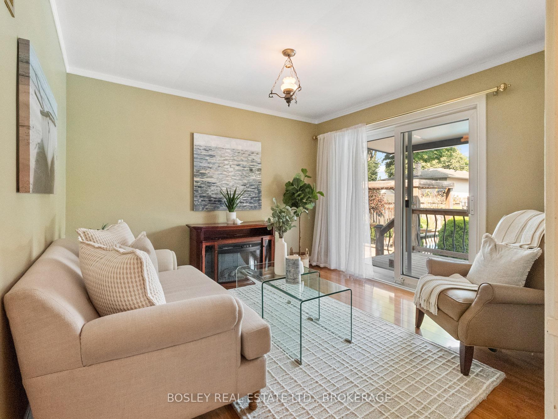 Photo 13 of 10 Cameron Road, St. Catharines, E. Chester — HOMEH