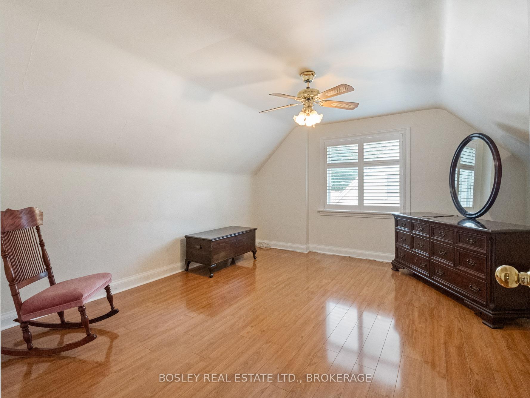 Photo 19 of 10 Cameron Road, St. Catharines, E. Chester — HOMEH