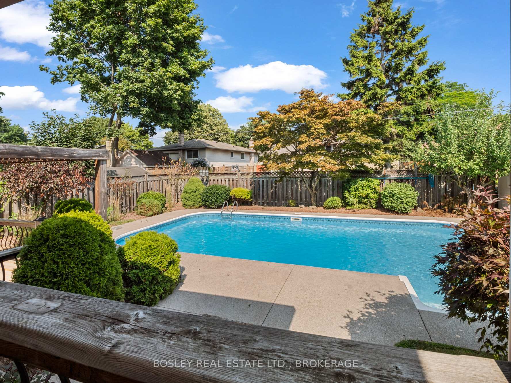 Photo 28 of 10 Cameron Road, St. Catharines, E. Chester — HOMEH