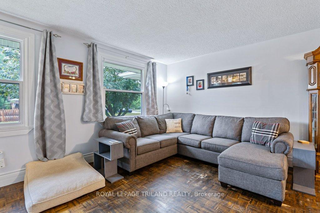 Photo 6 of 279 Chestnut Street, St. Thomas — HOMEH