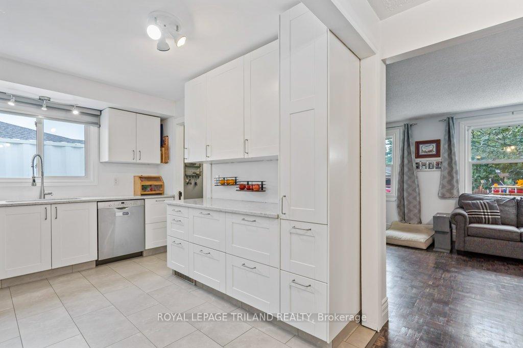 Photo 14 of 279 Chestnut Street, St. Thomas — HOMEH
