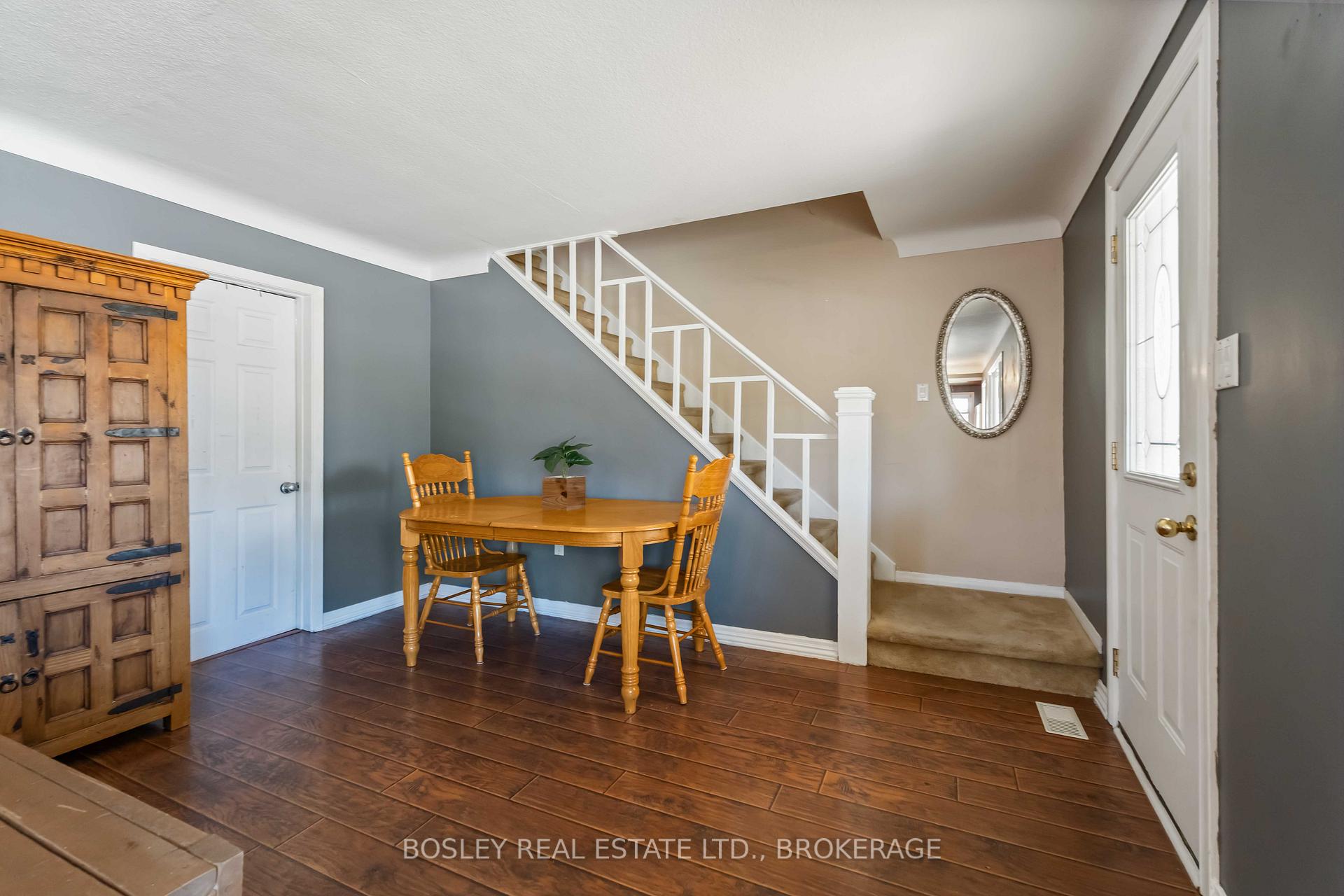 Photo 6 of 301 Pelham Road, St. Catharines, Rykert/Vansickle — HOMEH