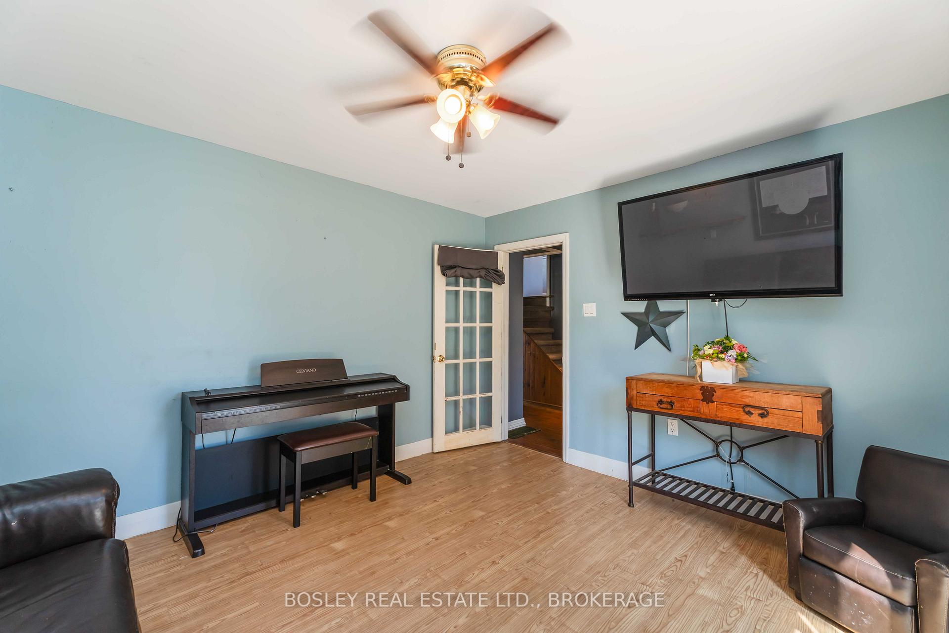 Photo 15 of 301 Pelham Road, St. Catharines, Rykert/Vansickle — HOMEH