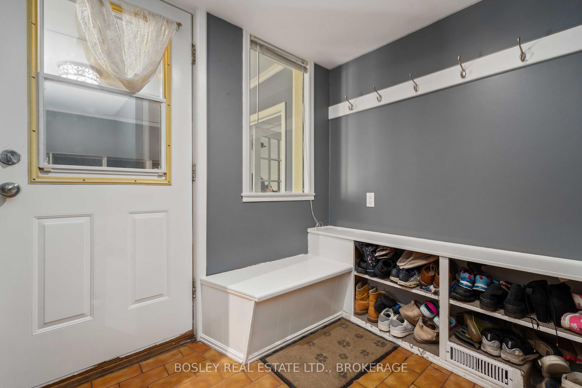 Photo 25 of 301 Pelham Road, St. Catharines, Rykert/Vansickle — HOMEH