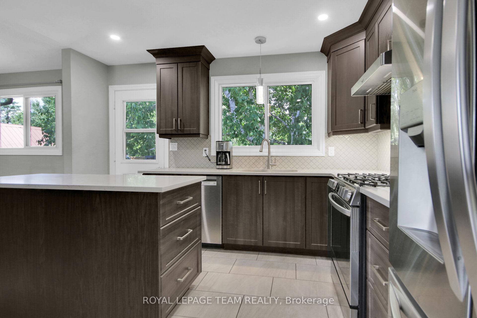 Photo 7 of 17 Owlshead Rd, Ottawa, Munster — HOMEH