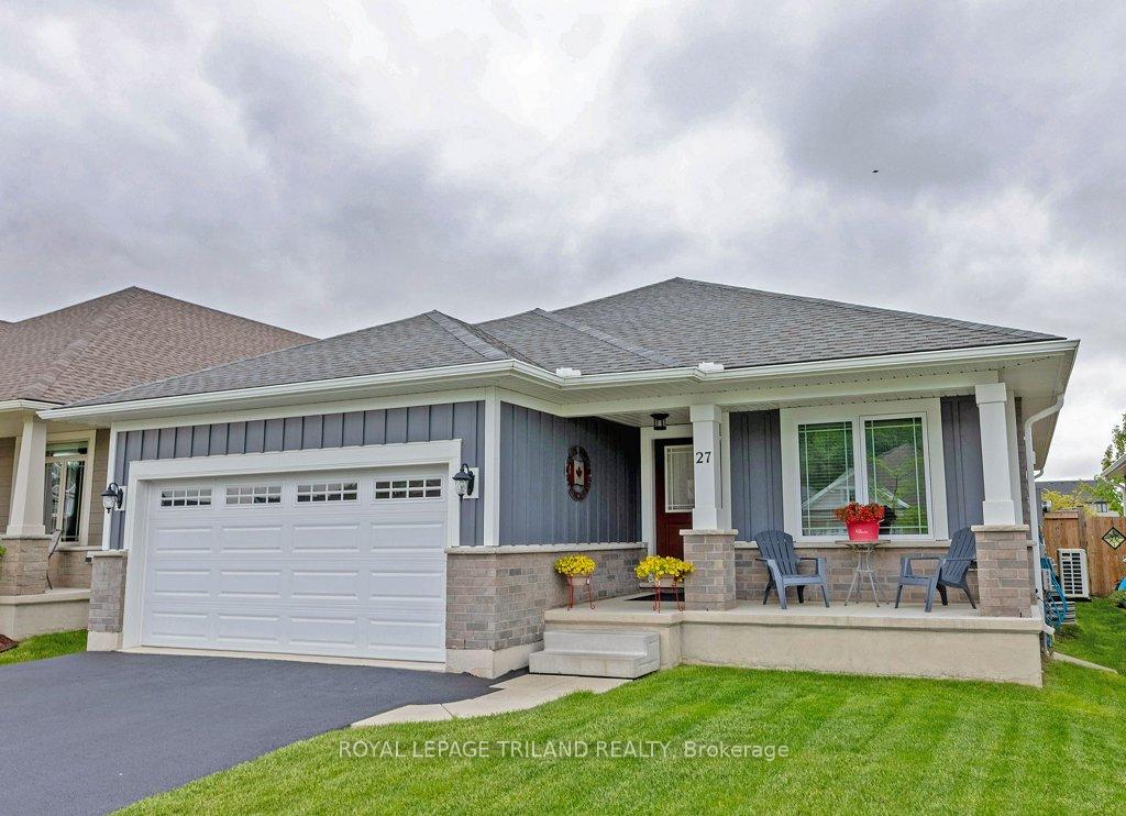 Photo 2 of 27 Foxtail Lane, St. Thomas — HOMEH
