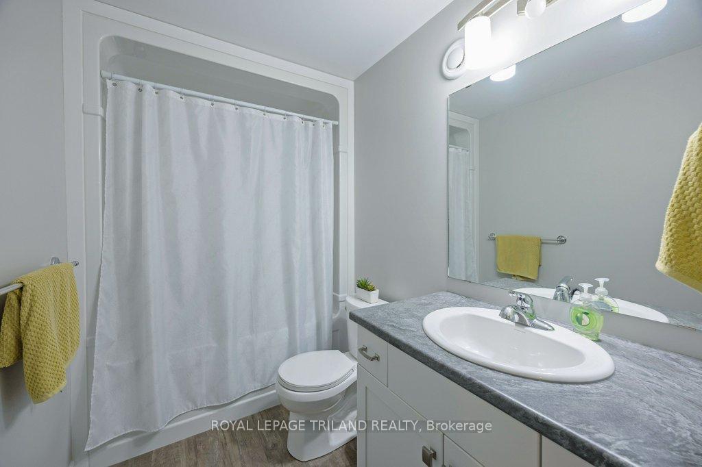 Photo 29 of 27 Foxtail Lane, St. Thomas — HOMEH