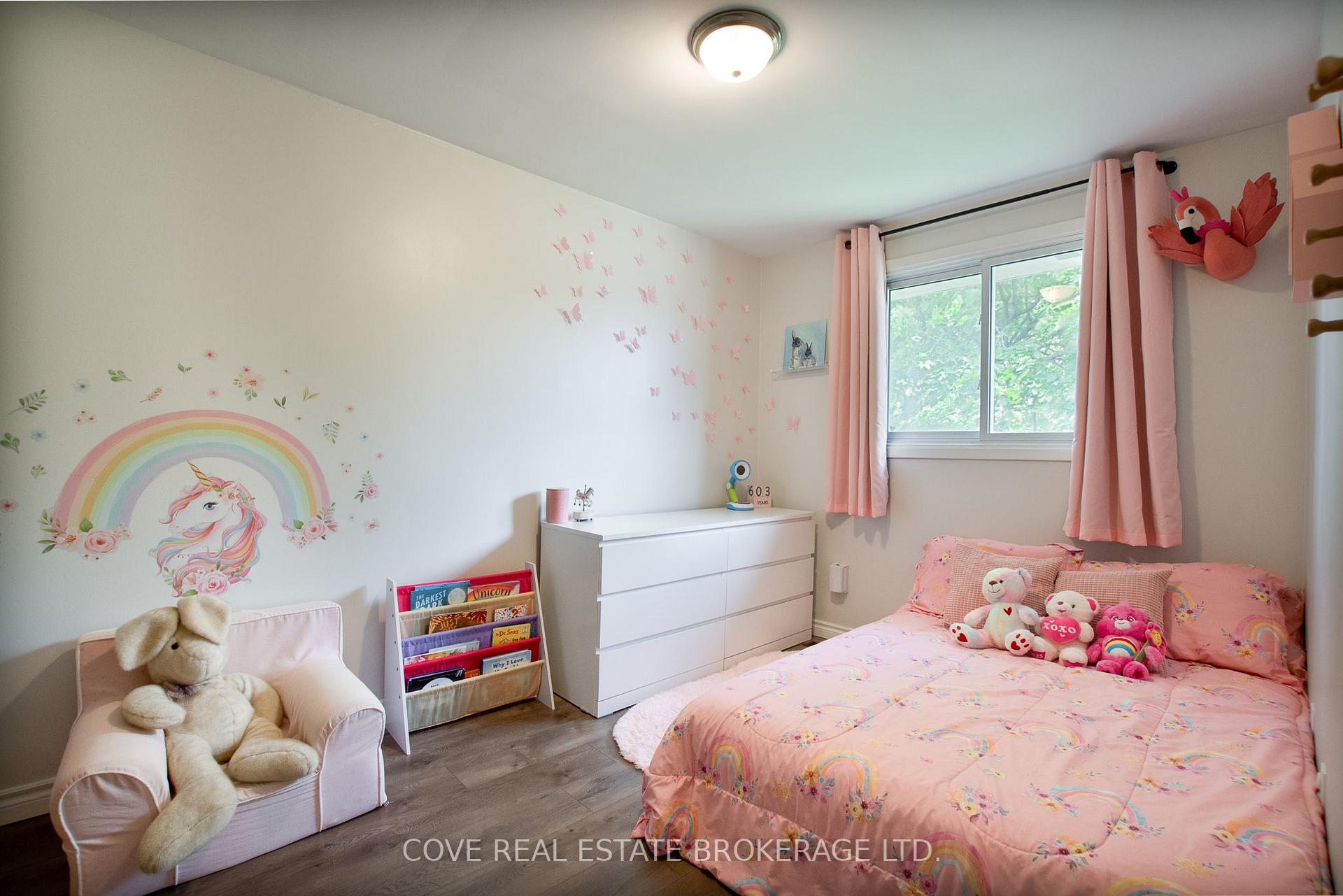 Photo 17 of 437 Forest Avenue, St. Thomas — HOMEH