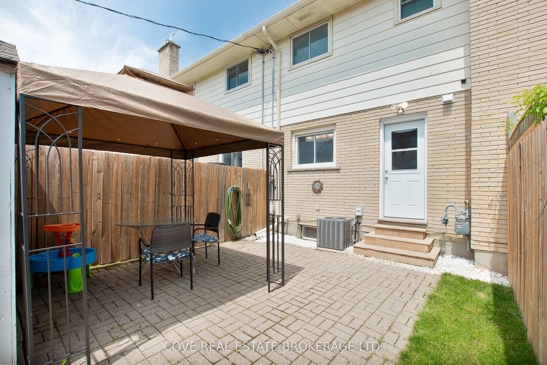 Photo 25 of 437 Forest Avenue, St. Thomas — HOMEH