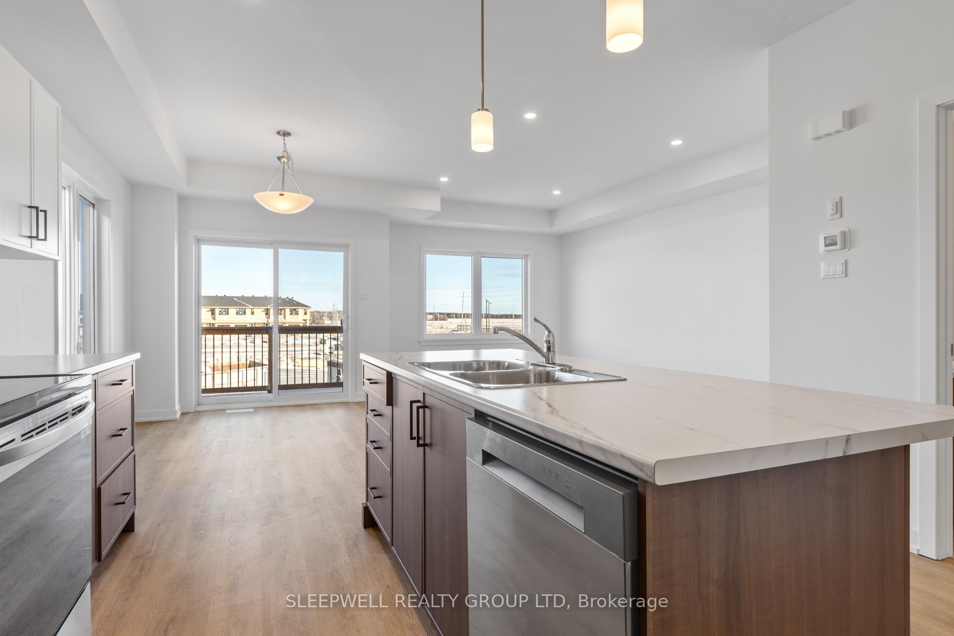 Photo 8 of 245 Craig Duncan Terrace, Ottawa, Stittsville (South) — HOMEH