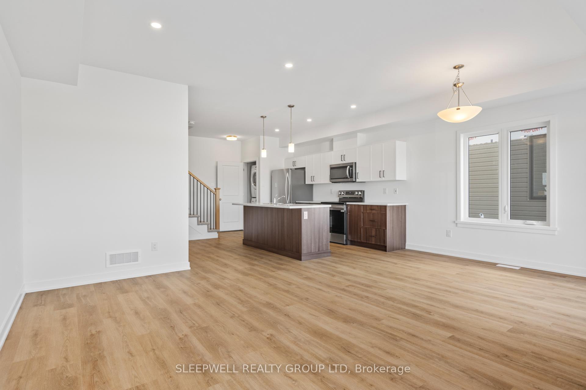 Photo 14 of 245 Craig Duncan Terrace, Ottawa, Stittsville (South) — HOMEH