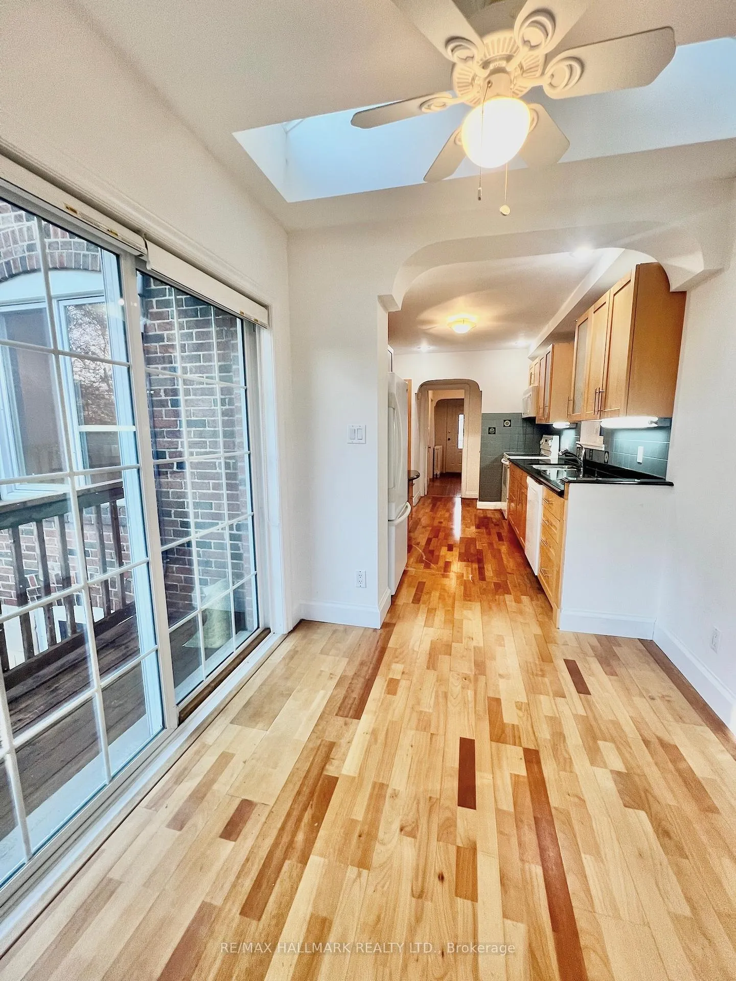 Photo 12 of 59 Divadale Drive, Toronto, Leaside — HOMEH