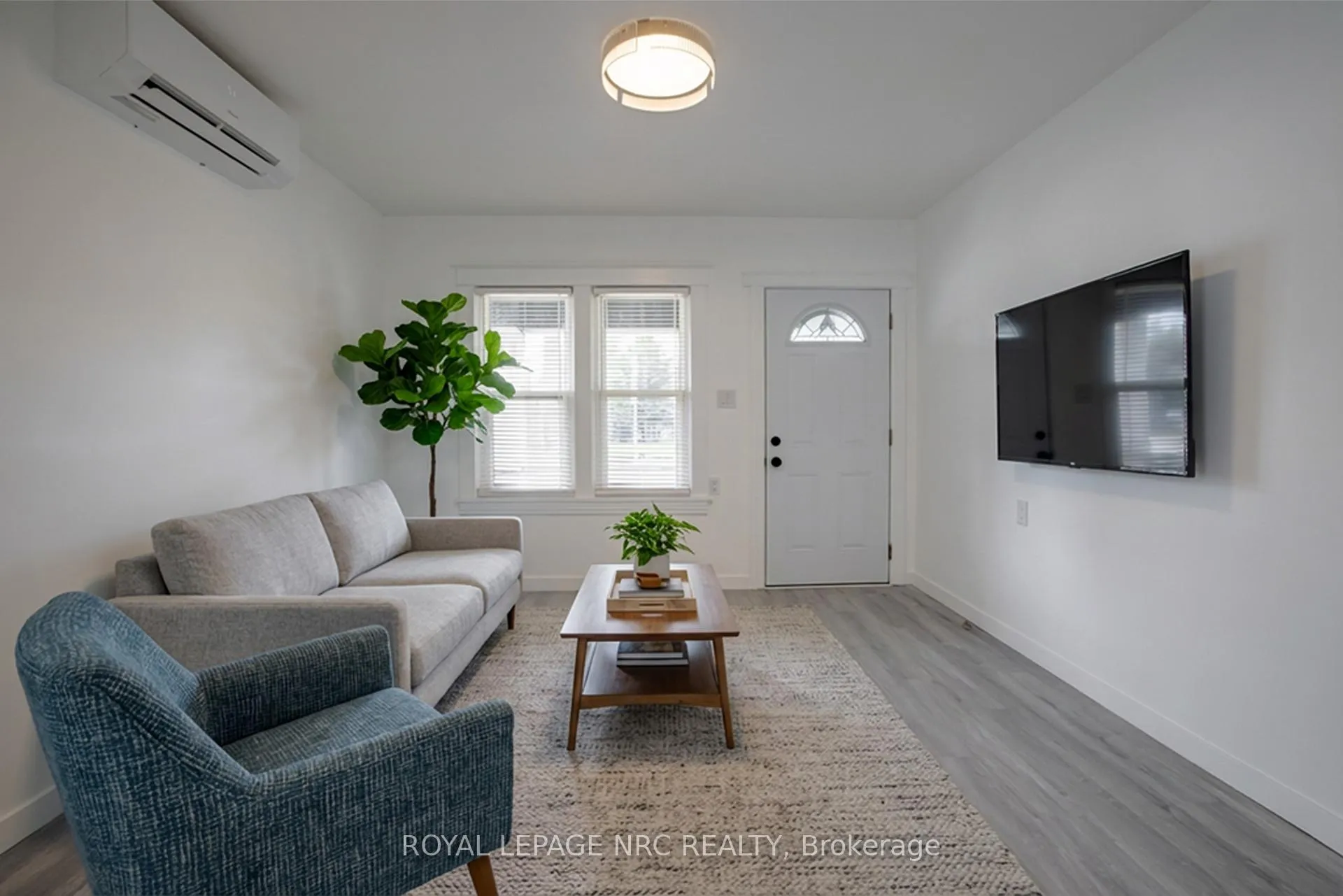 Photo 4 of 170 Niagara Street W, St. Catharines, E. Chester — HOMEH