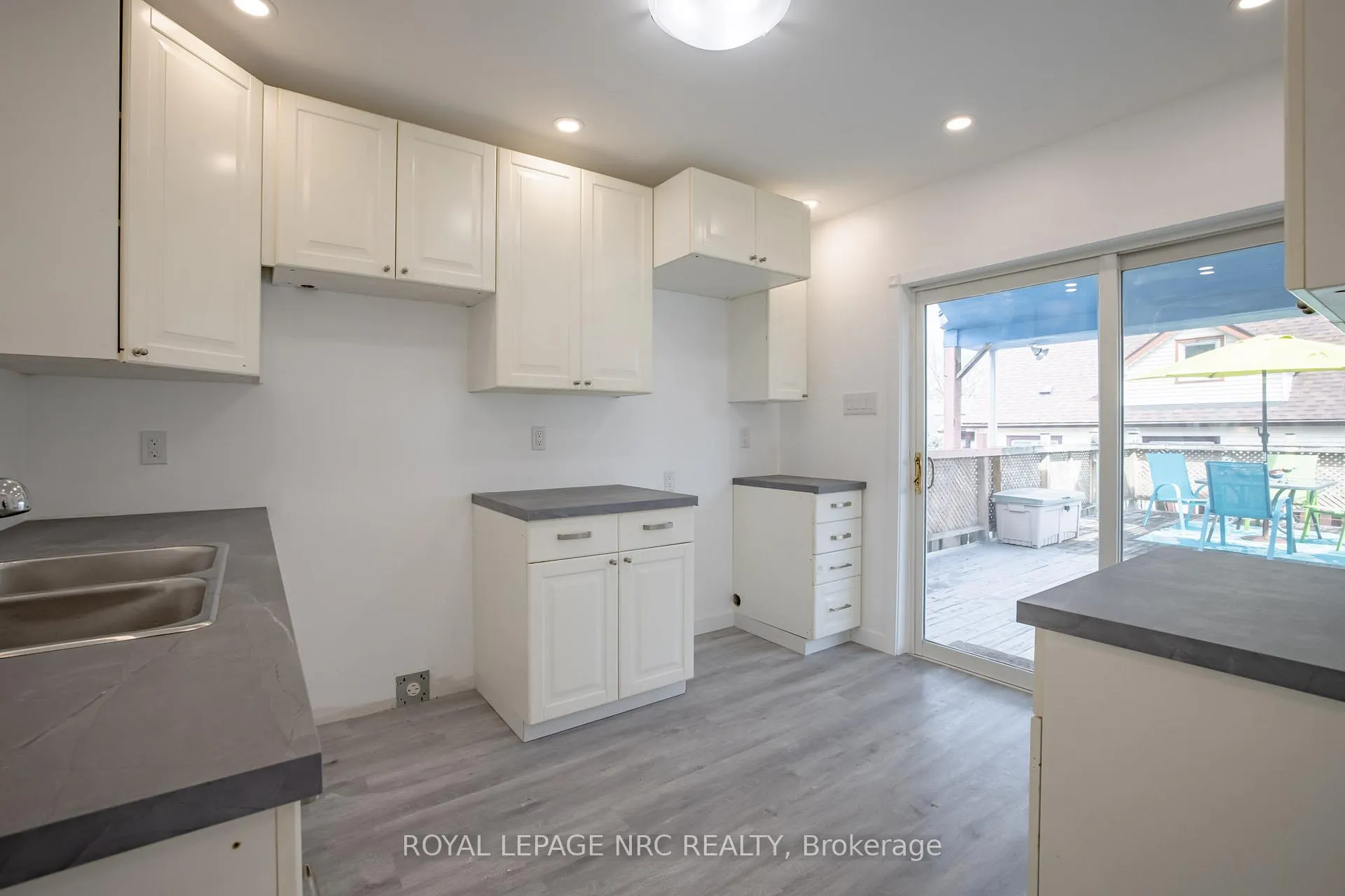Photo 12 of 170 Niagara Street W, St. Catharines, E. Chester — HOMEH