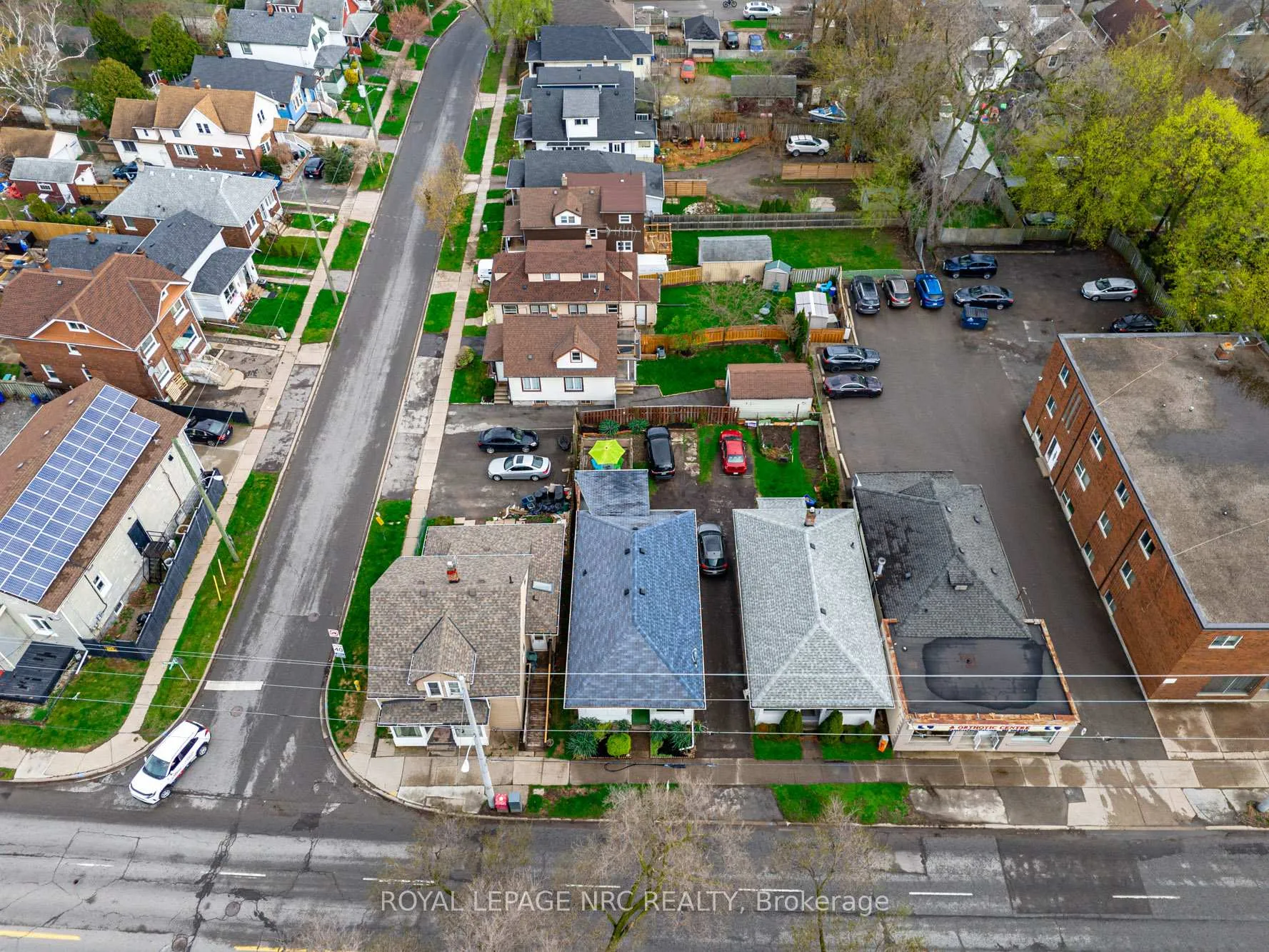 Photo 19 of 170 Niagara Street W, St. Catharines, E. Chester — HOMEH