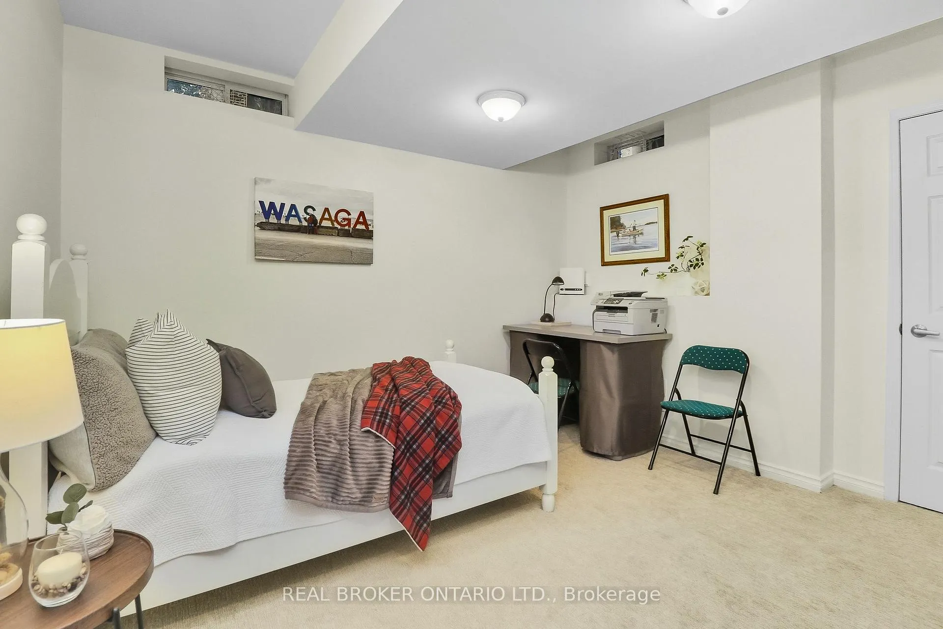 Photo 20 of 83 Green Briar Drive, Collingwood — HOMEH