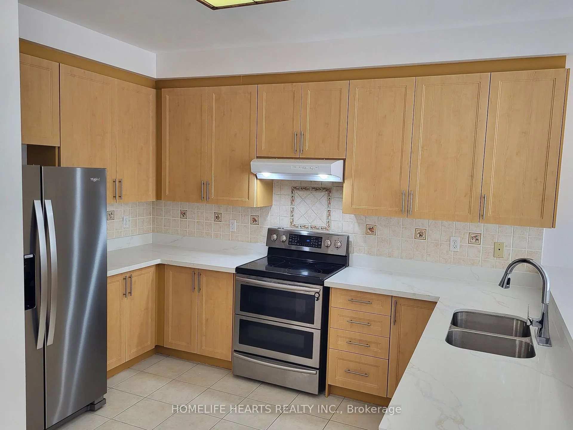 Photo 9 of 15 Cattail Drive, Vaughan, Vellore Village — HOMEH