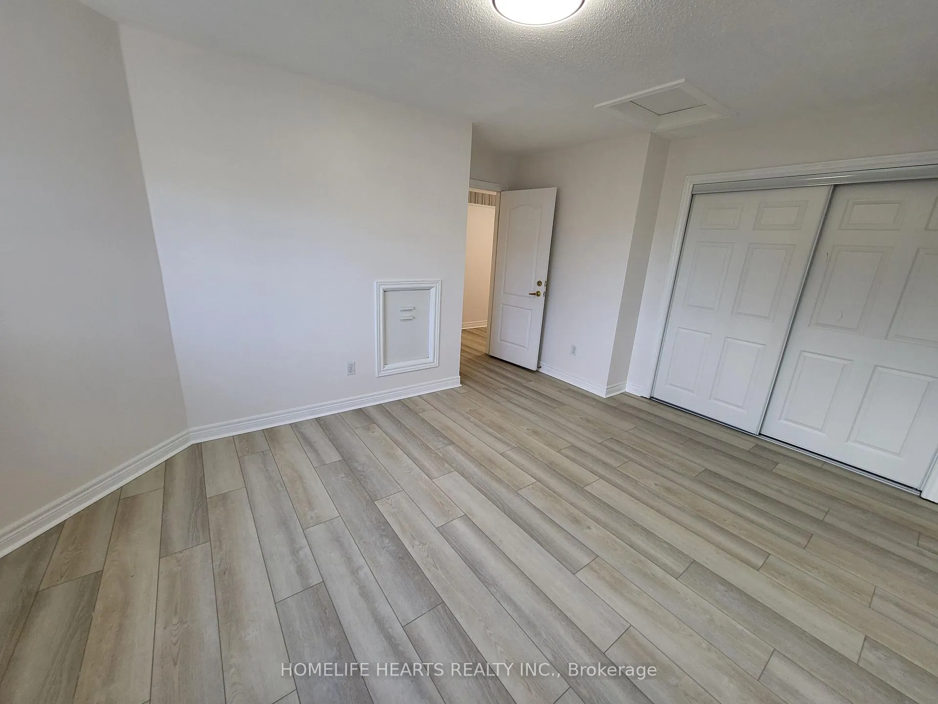 Photo 19 of 15 Cattail Drive, Vaughan, Vellore Village — HOMEH
