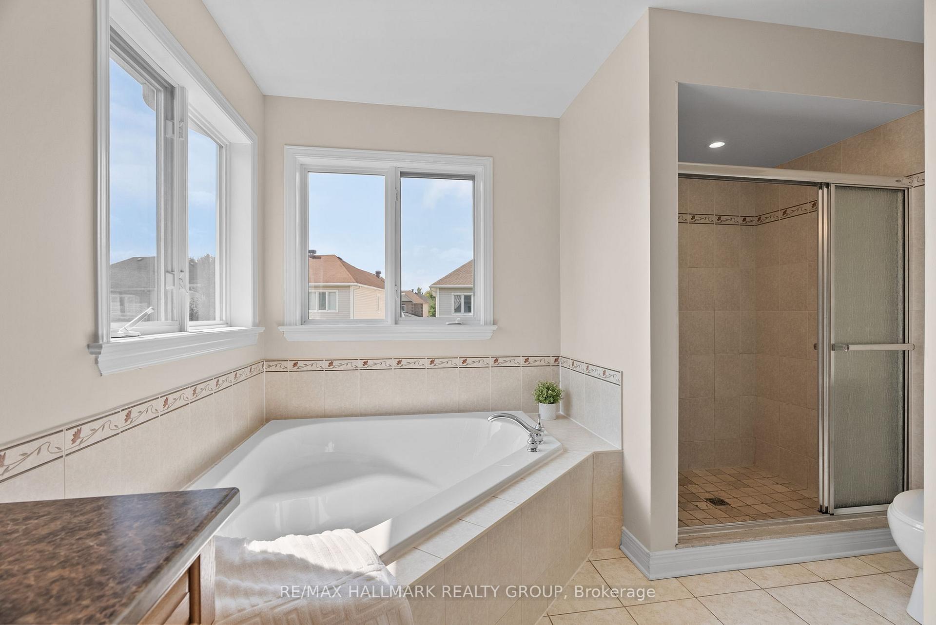 Photo 2 of 37 Wilderness Way, Ottawa, Stittsville (North) — HOMEH