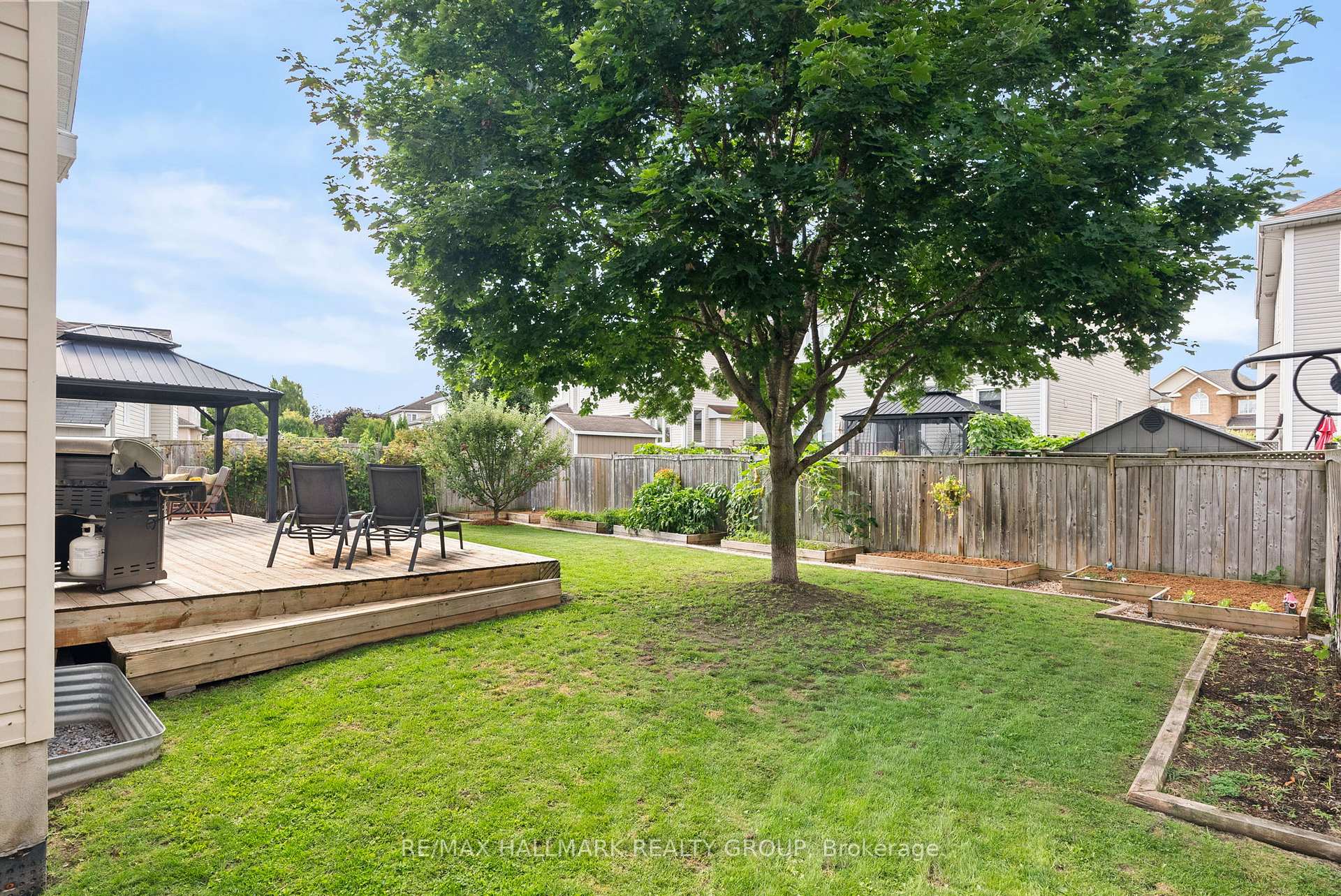 Photo 4 of 37 Wilderness Way, Ottawa, Stittsville (North) — HOMEH
