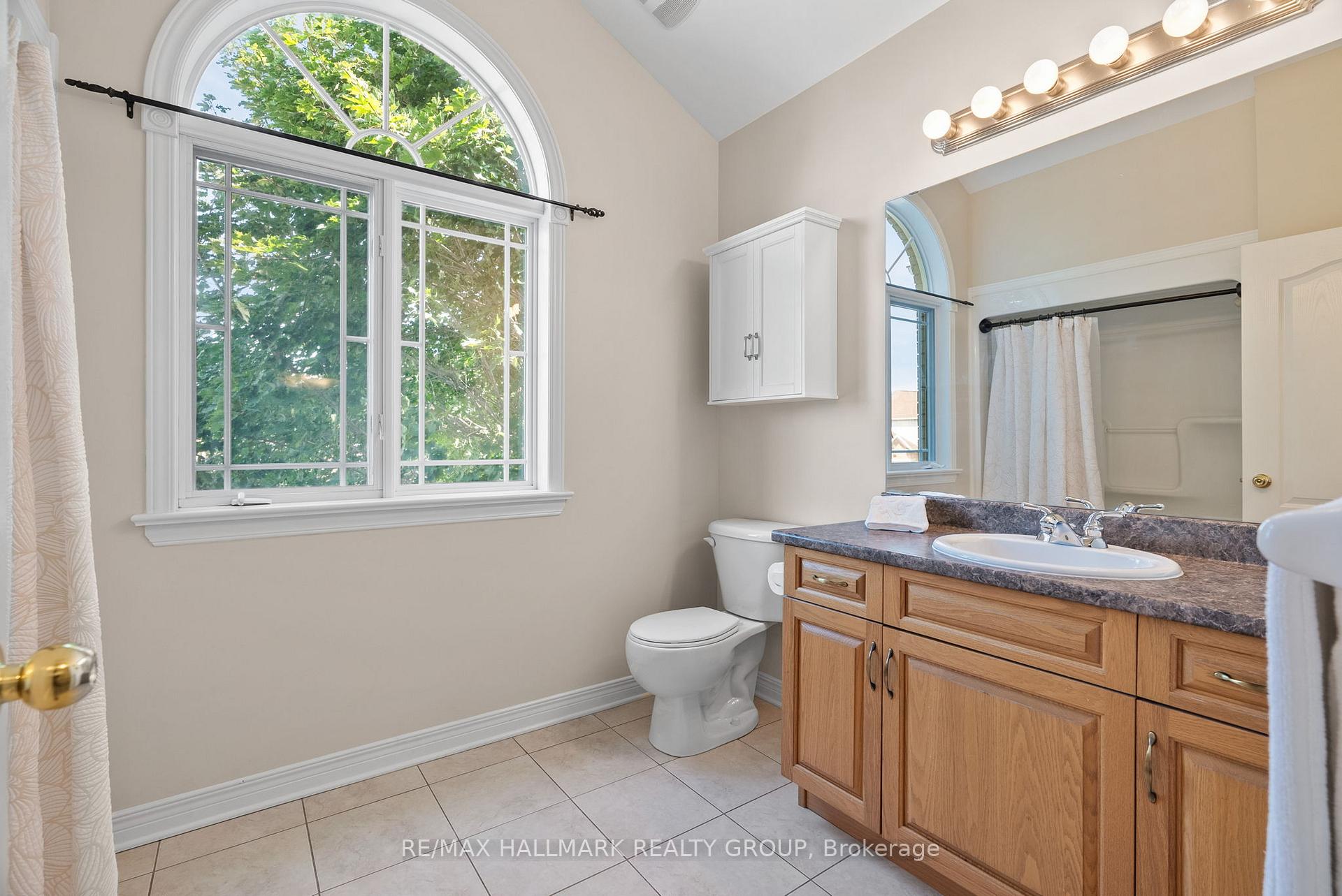Photo 11 of 37 Wilderness Way, Ottawa, Stittsville (North) — HOMEH