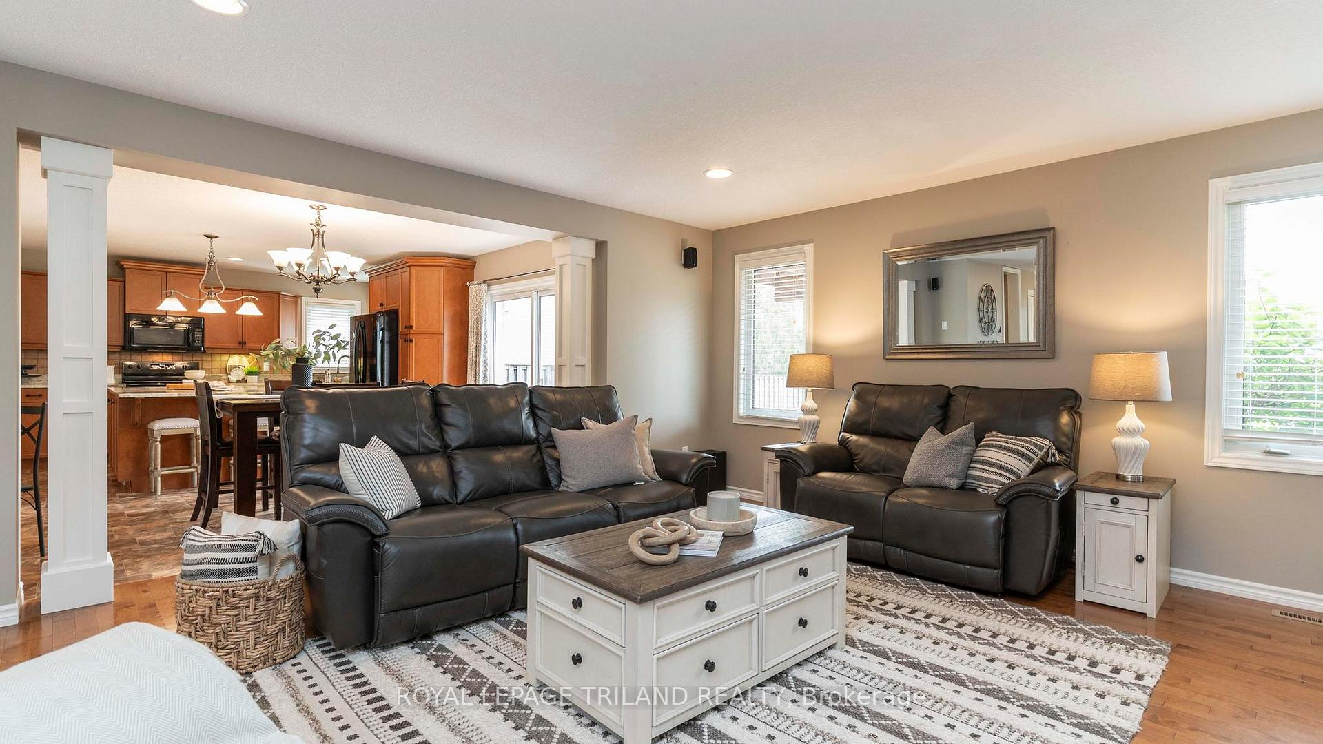 Photo 11 of 16 Kensington Court, St. Thomas — HOMEH