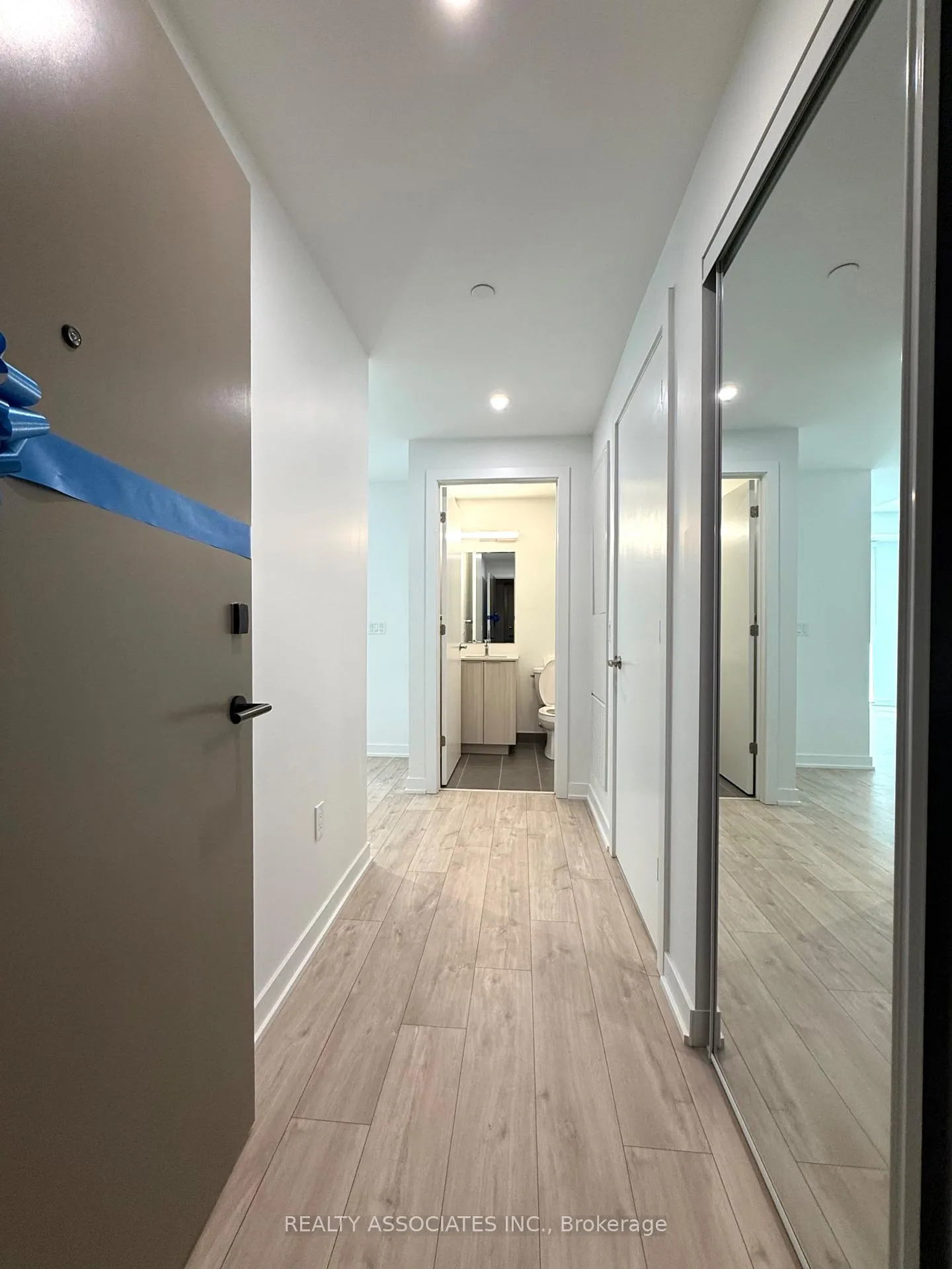 Photo 2 of Unit 503, 720 Whitlock Avenue, Milton, Cobban — HOMEH