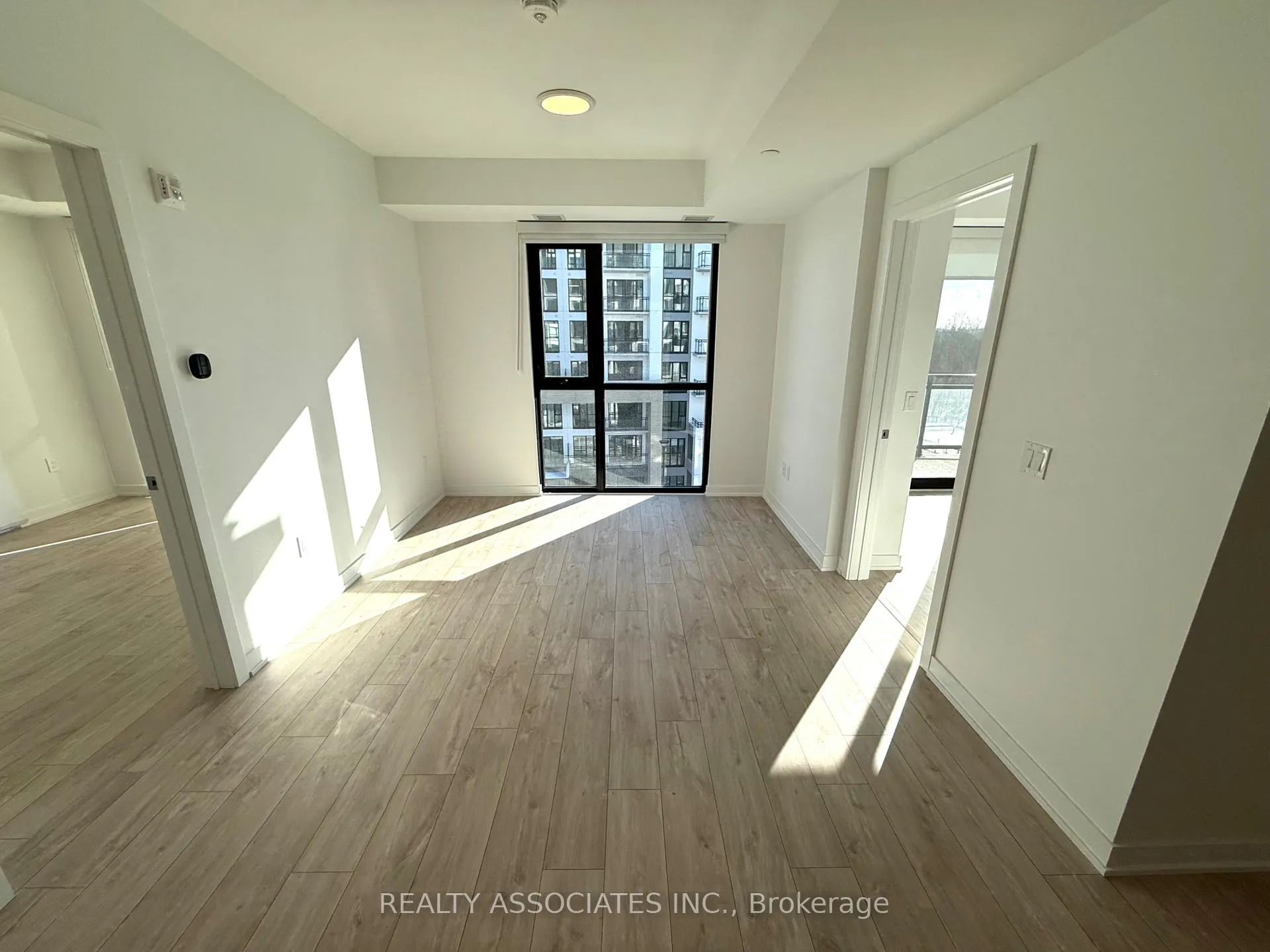 Photo 6 of Unit 503, 720 Whitlock Avenue, Milton, Cobban — HOMEH