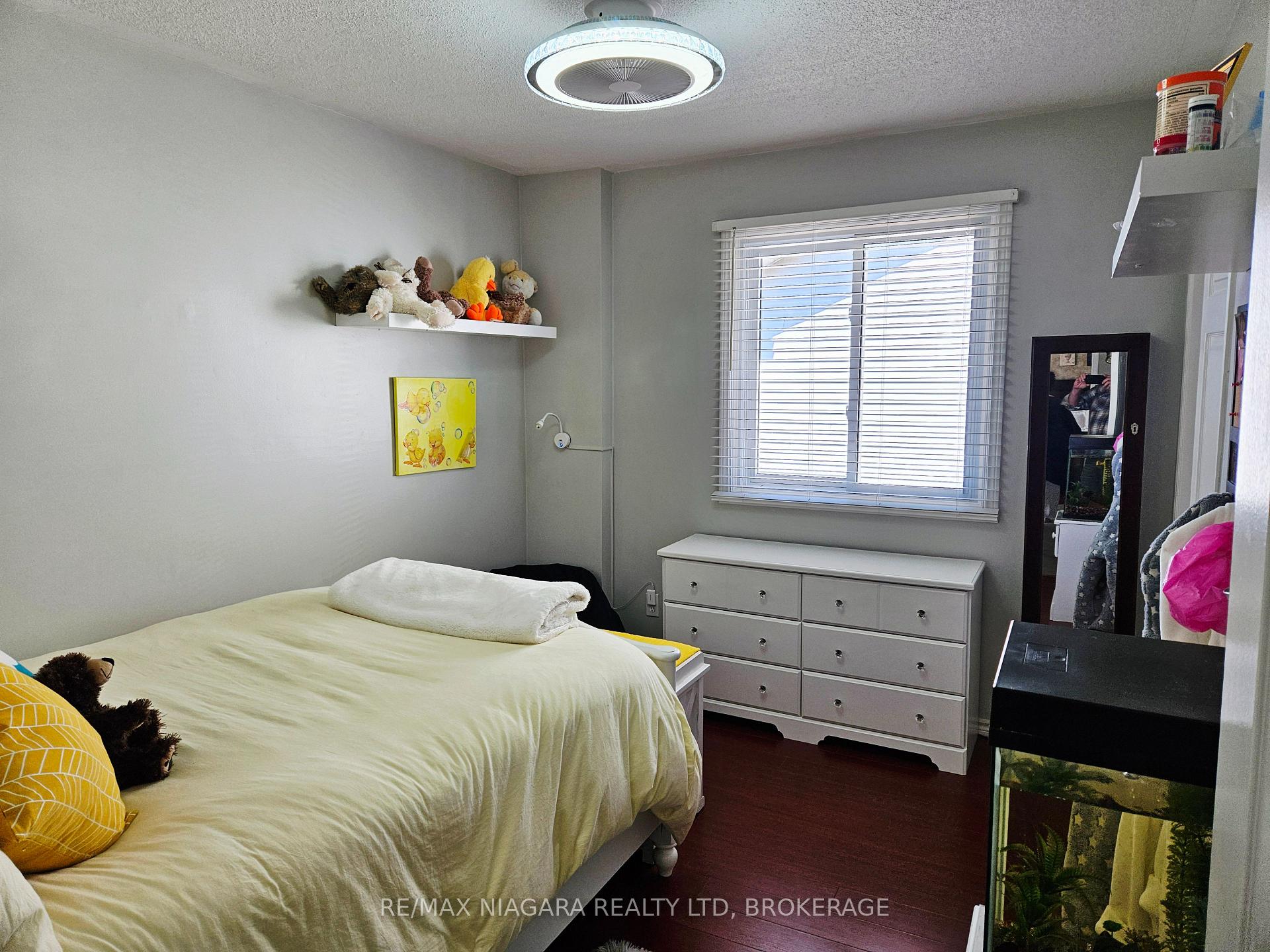 Photo 22 of 26 Strada Boulevard, St. Catharines, Rykert/Vansickle — HOMEH