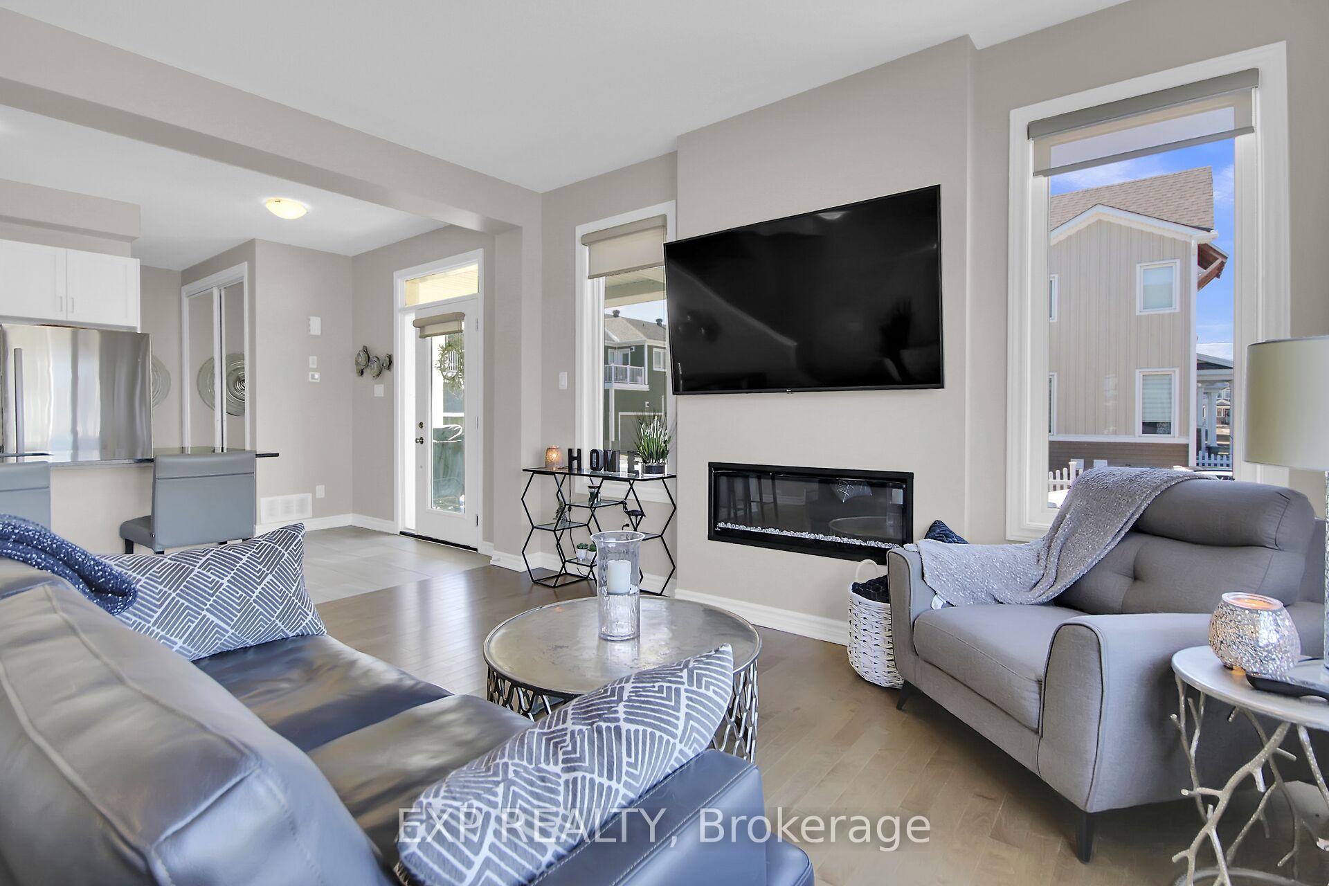 Photo 6 of 814 Bascule Place, Ottawa, Btwn Franktown Rd. & Fallowfield Rd. — HOMEH