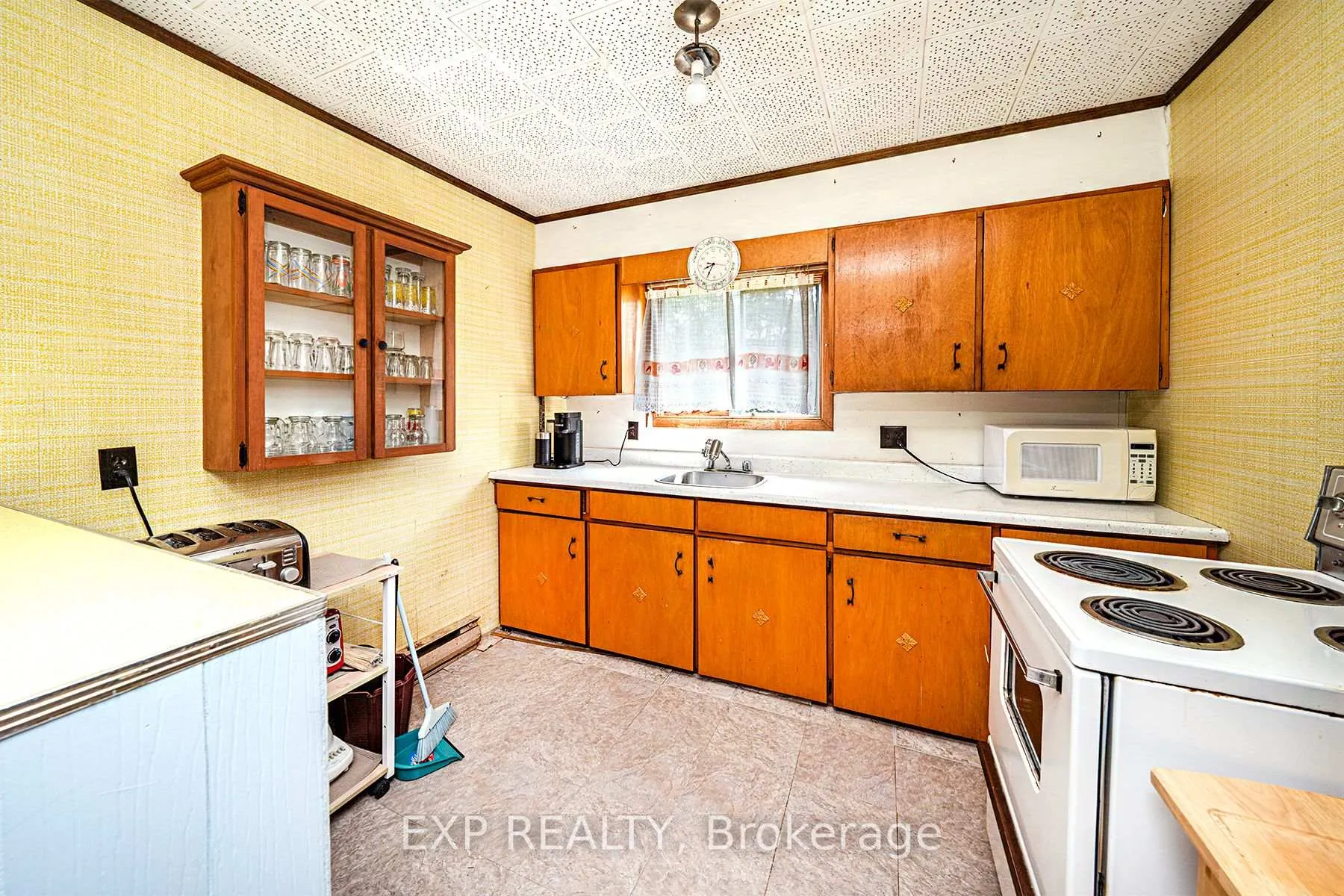Photo 18 of 40658 Shore Road, Brock, Beaverton — HOMEH