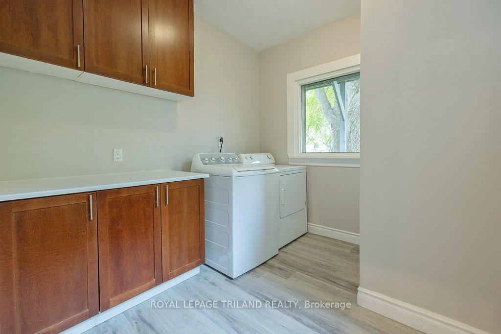 Photo 13 of 8 Elizabeth Street, St. Thomas — HOMEH