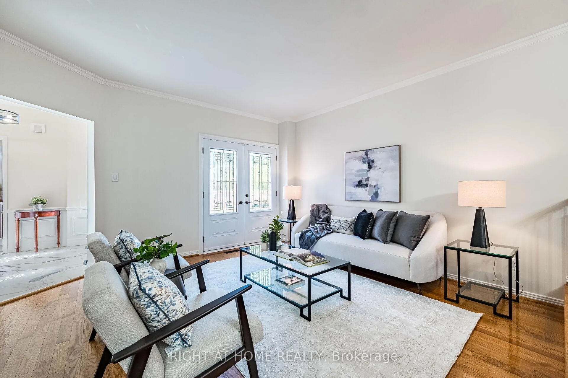 Photo 11 of 51 Redwood Lane, Markham, Unionville — HOMEH