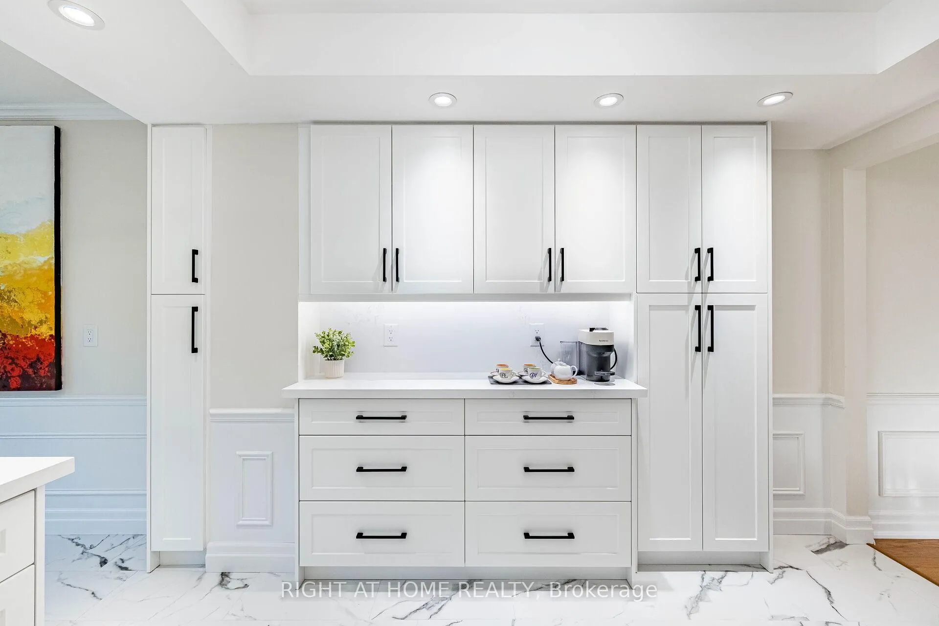 Photo 16 of 51 Redwood Lane, Markham, Unionville — HOMEH