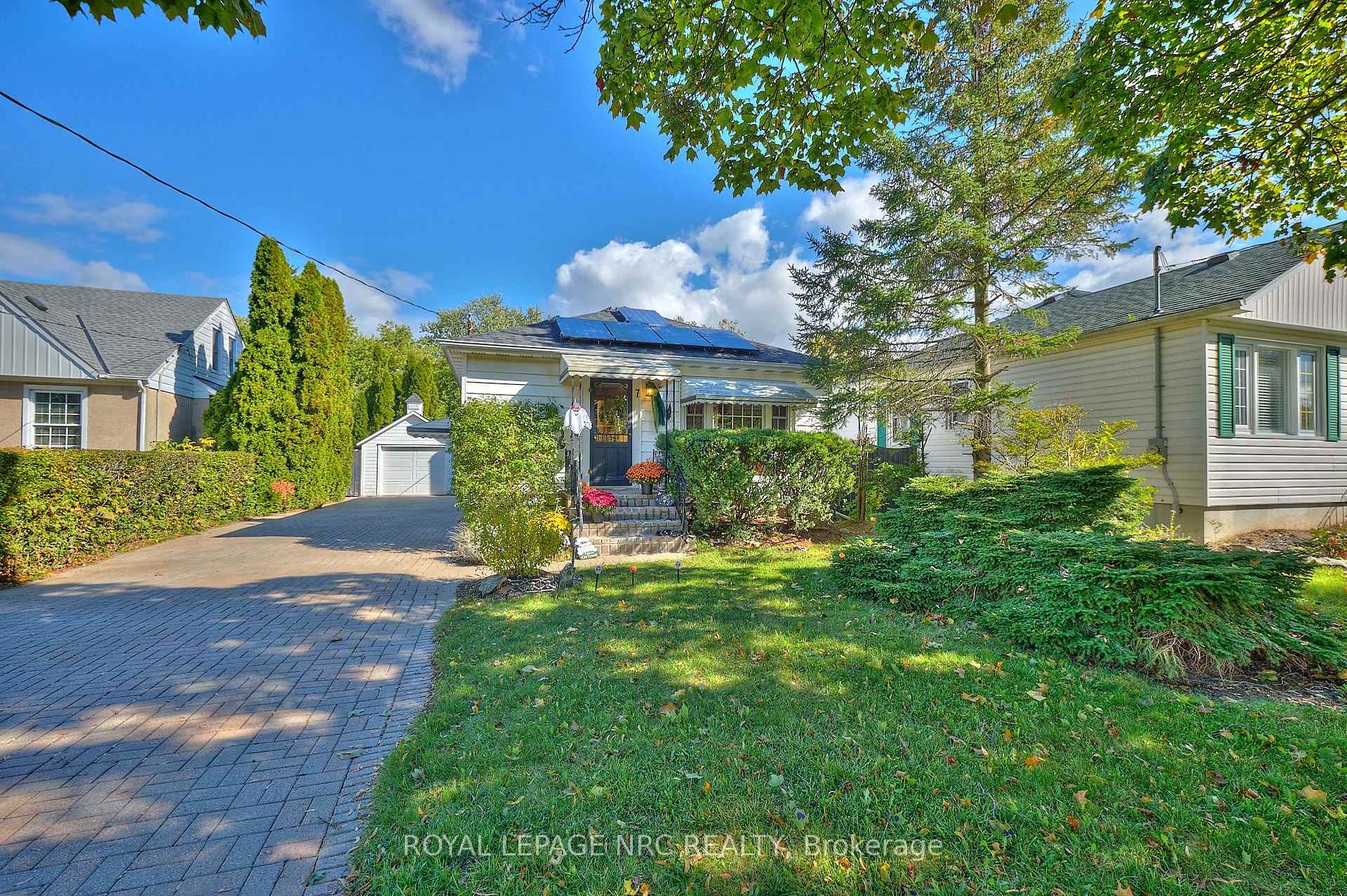 Photo 1 of 7 Hallcrest Avenue, St. Catharines, Vine/Linwell — HOMEH