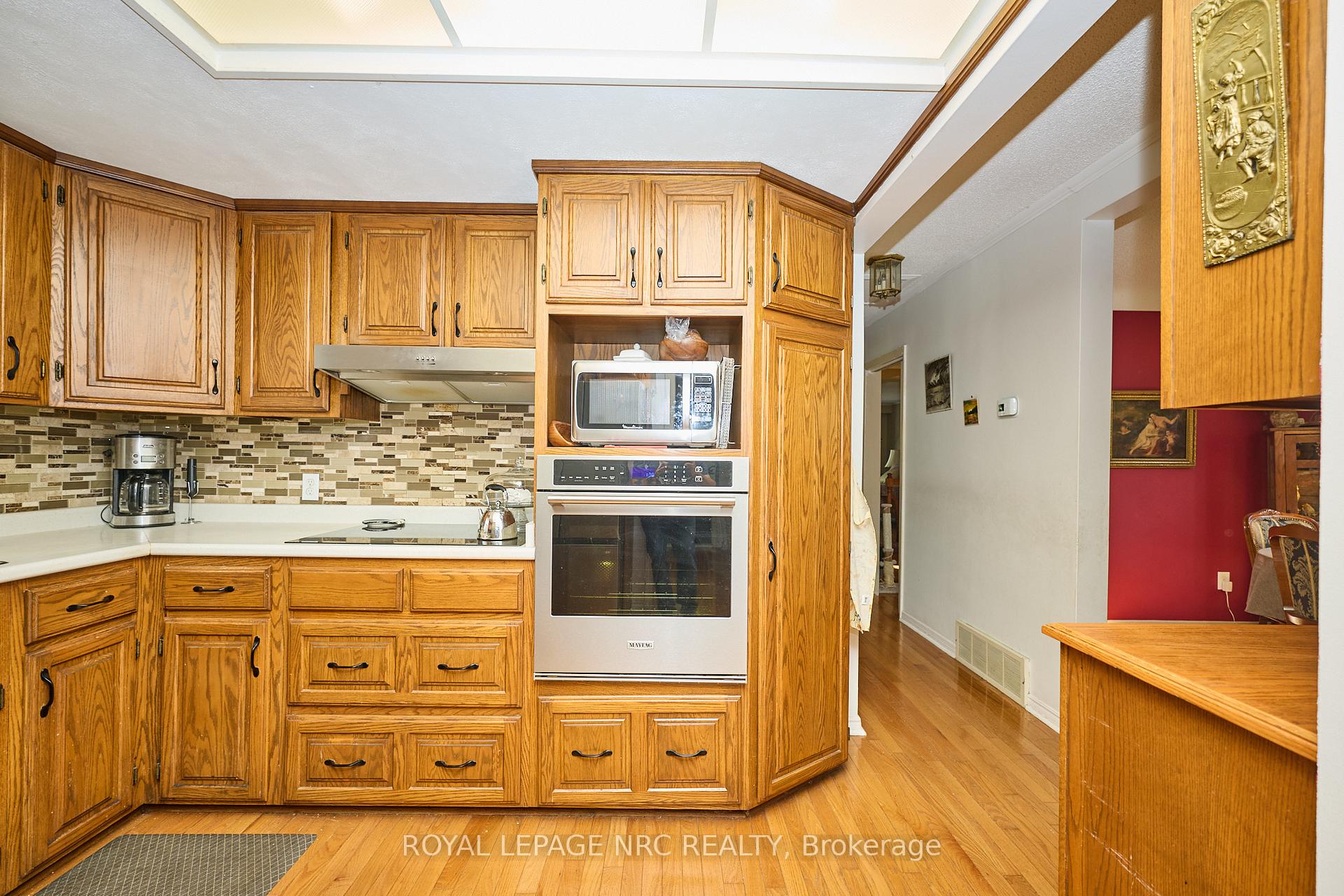 Photo 6 of 7 Hallcrest Avenue, St. Catharines, Vine/Linwell — HOMEH