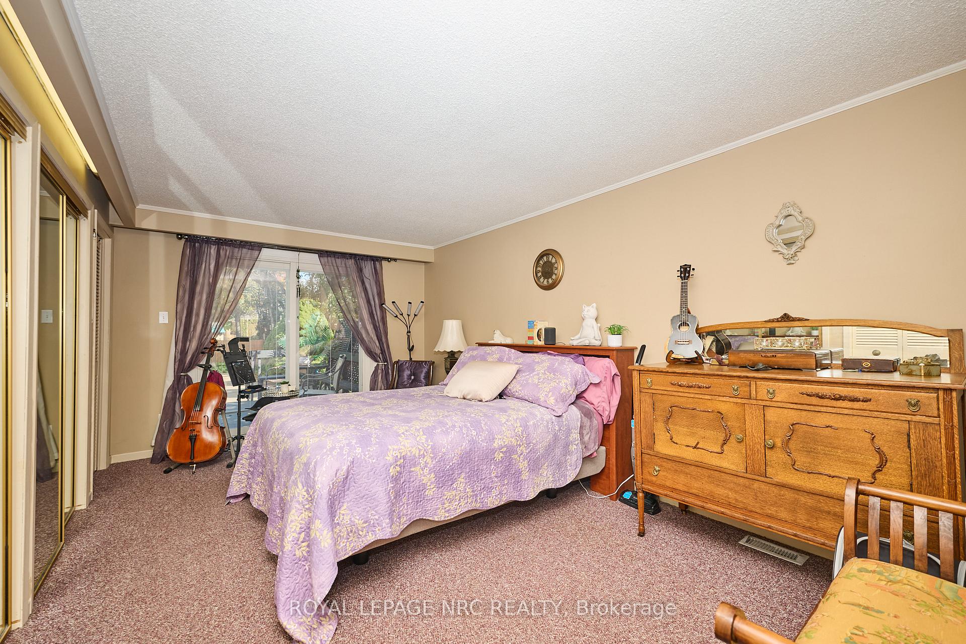 Photo 13 of 7 Hallcrest Avenue, St. Catharines, Vine/Linwell — HOMEH