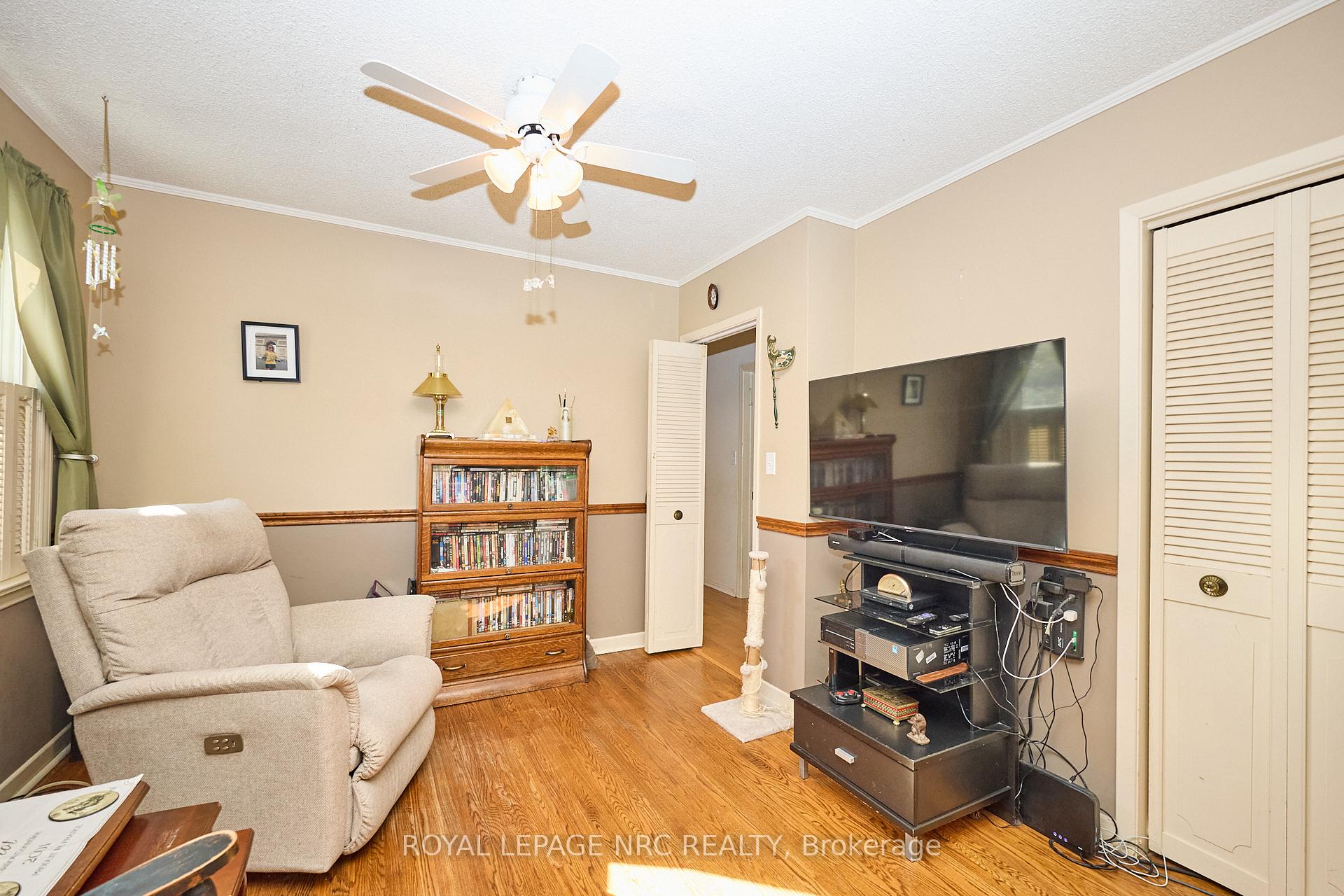 Photo 15 of 7 Hallcrest Avenue, St. Catharines, Vine/Linwell — HOMEH