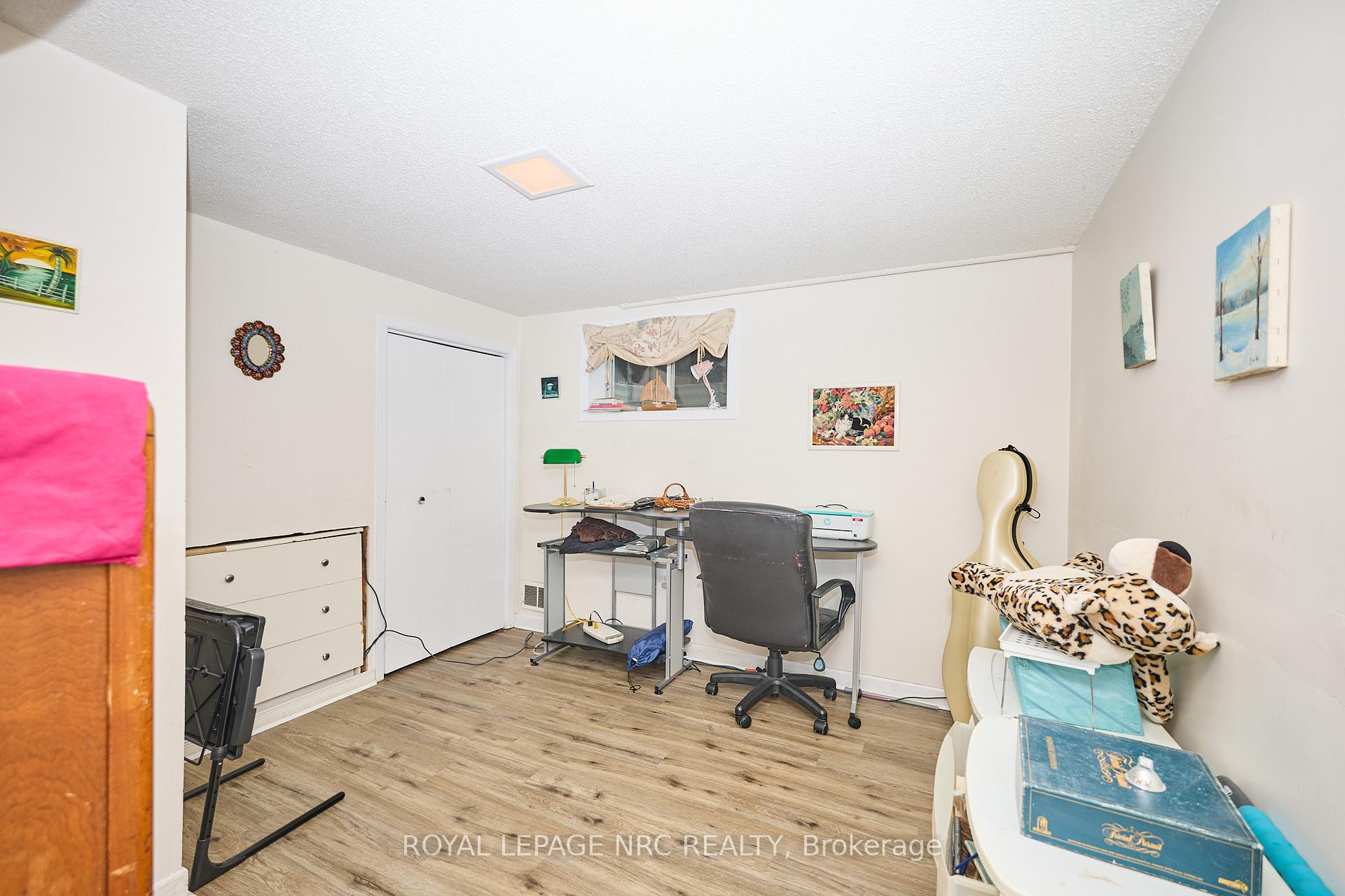Photo 23 of 7 Hallcrest Avenue, St. Catharines, Vine/Linwell — HOMEH
