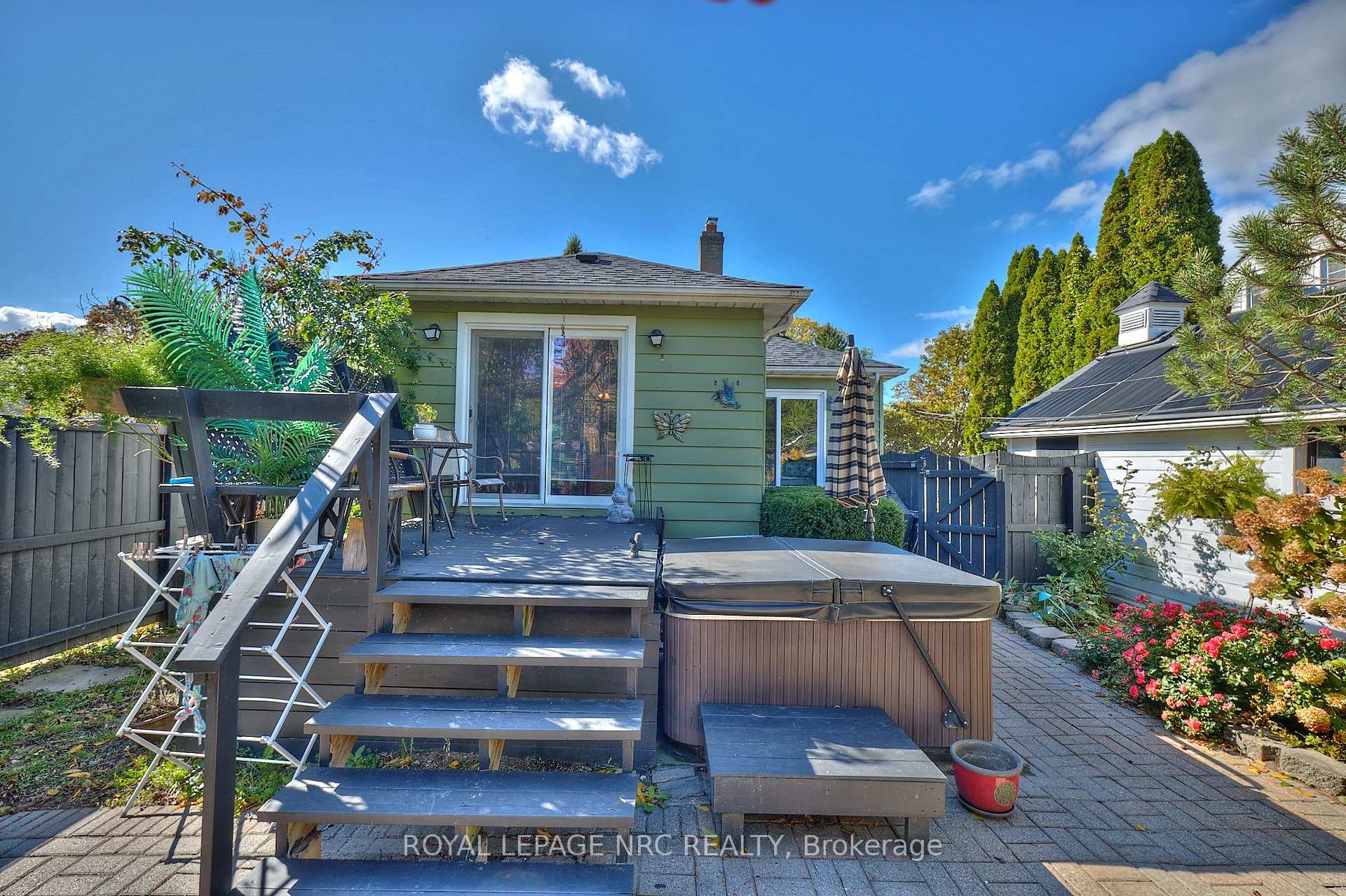 Photo 31 of 7 Hallcrest Avenue, St. Catharines, Vine/Linwell — HOMEH
