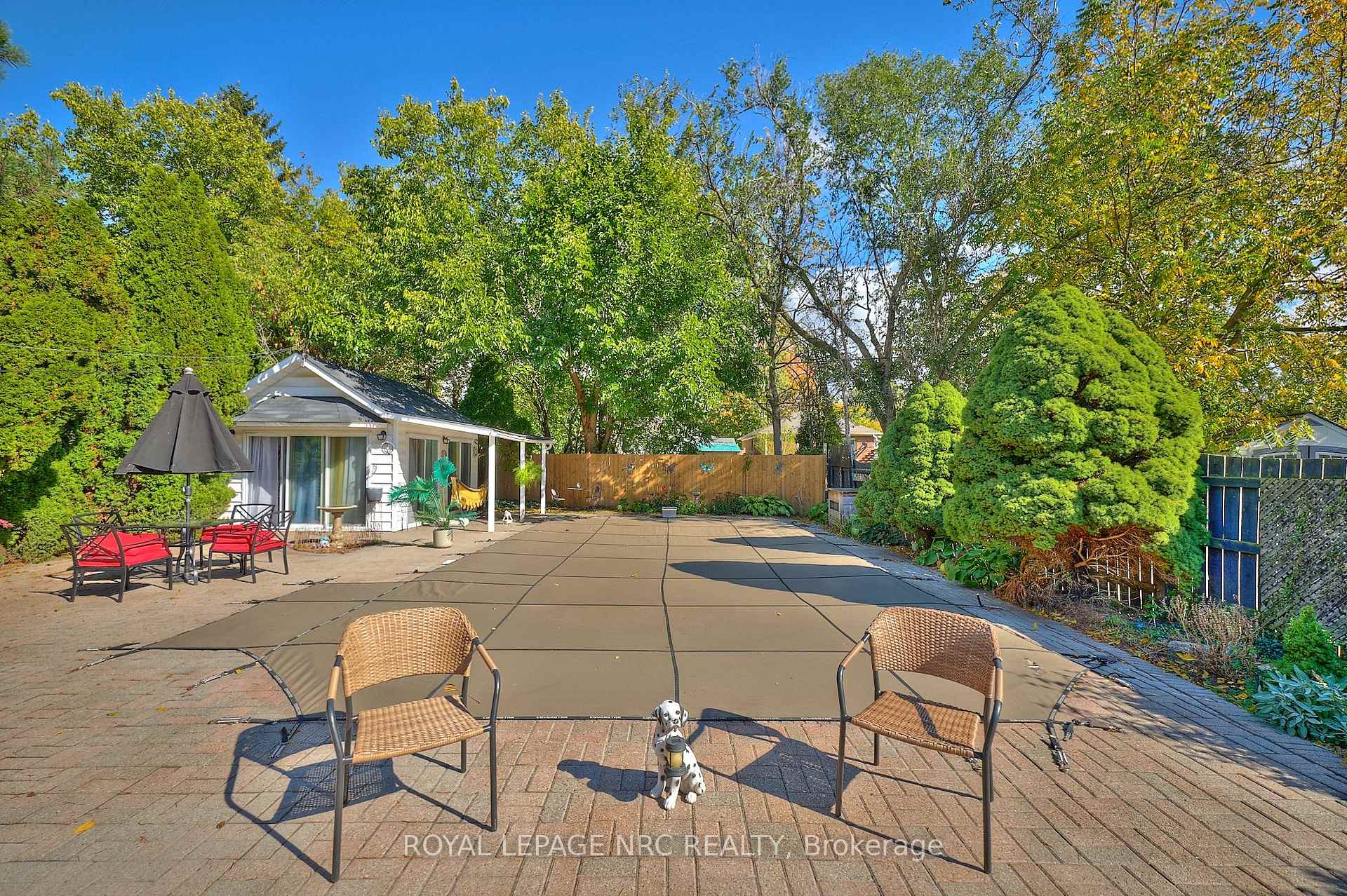 Photo 33 of 7 Hallcrest Avenue, St. Catharines, Vine/Linwell — HOMEH